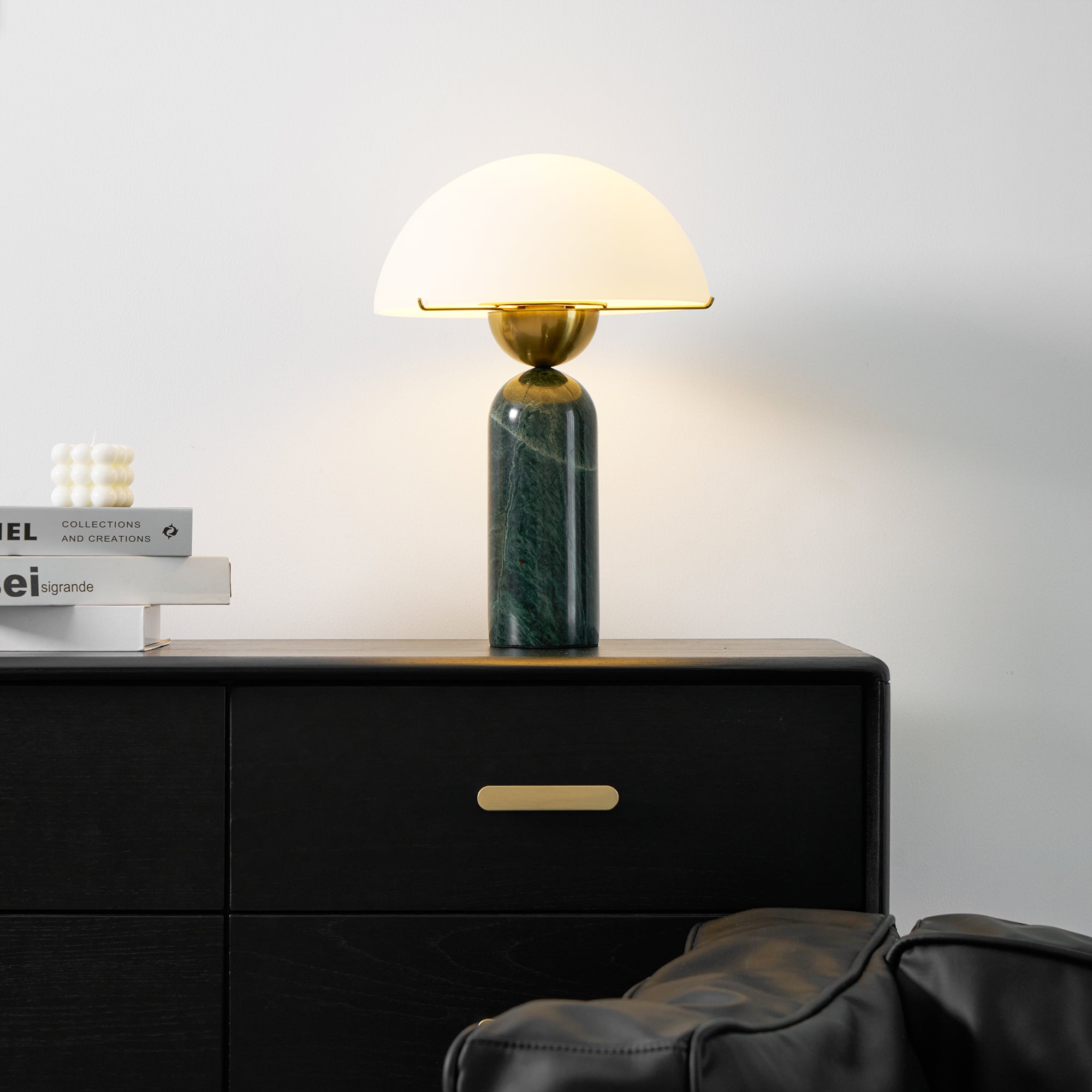 Veviniel Alabaster Table Lamp - Blowlighting