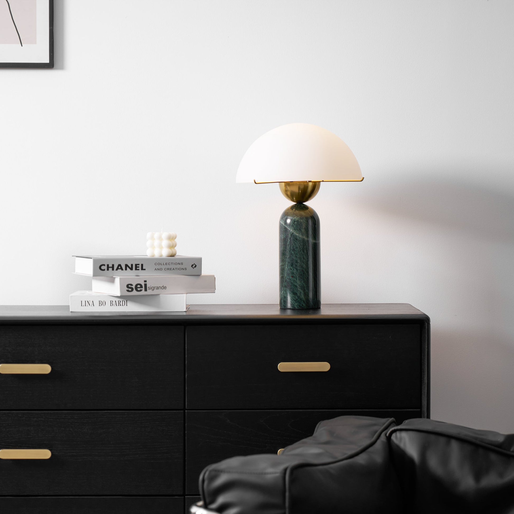 Veviniel Alabaster Table Lamp - Blowlighting