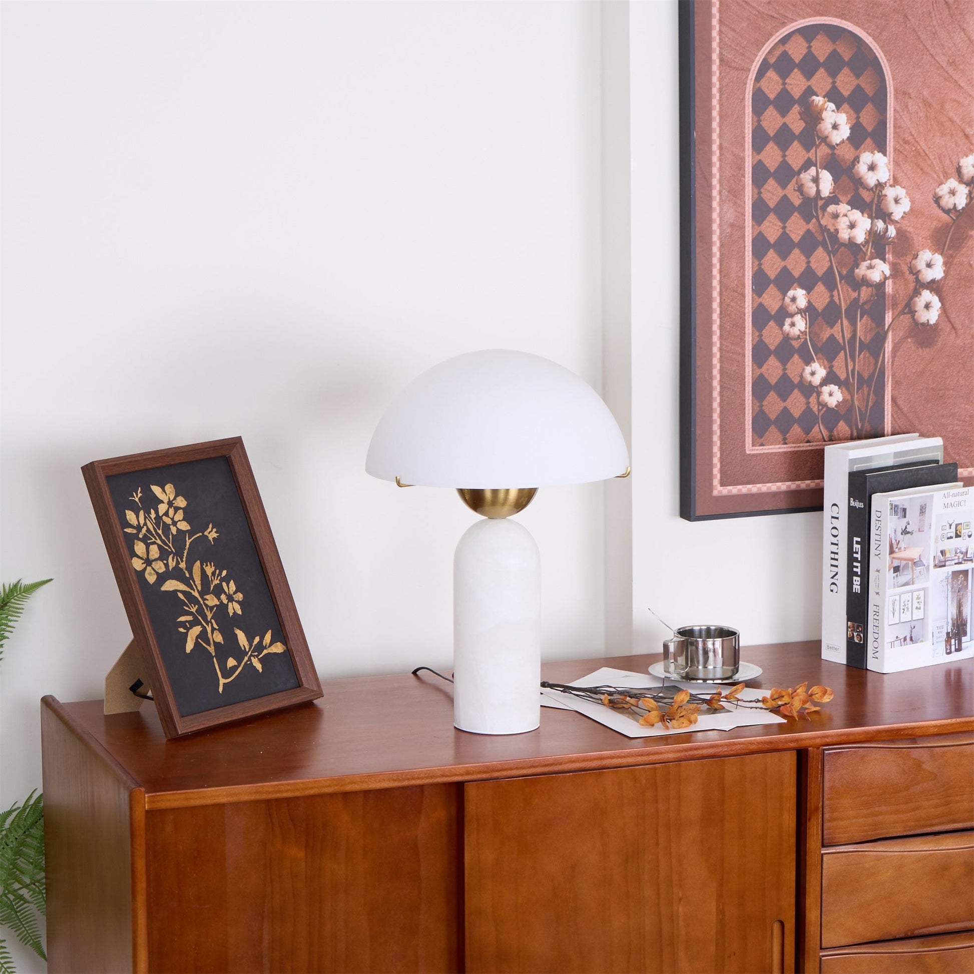 Veviniel Alabaster Table Lamp - Blowlighting