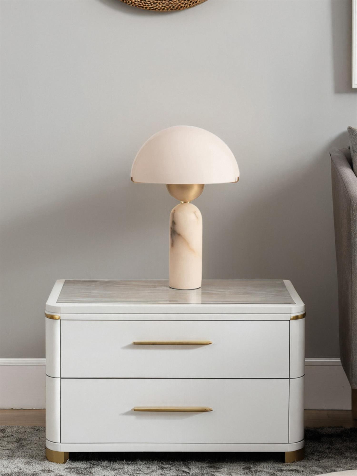Veviniel Alabaster Table Lamp - Blowlighting
