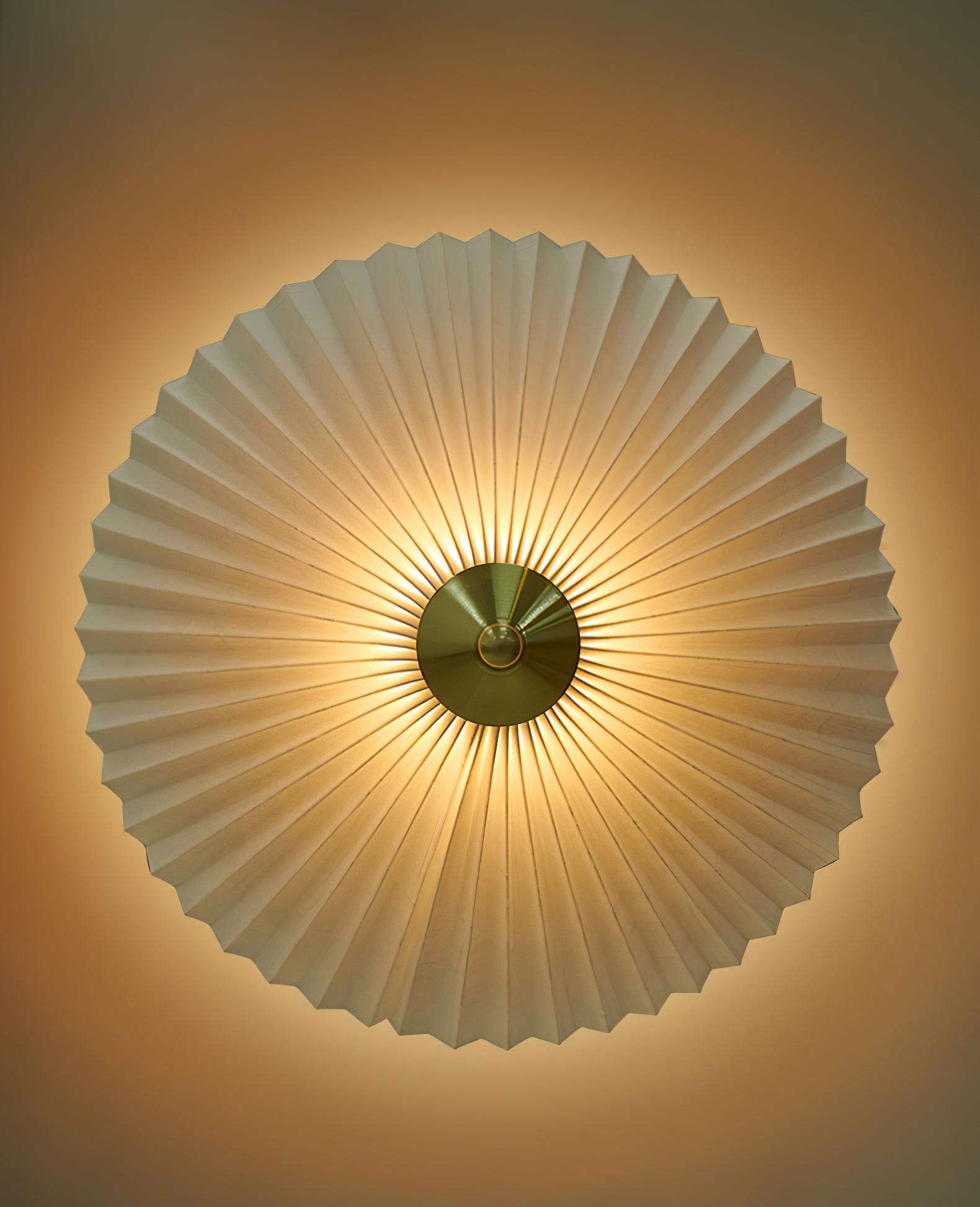 Perla Pleated Table Lamp - Blowlighting