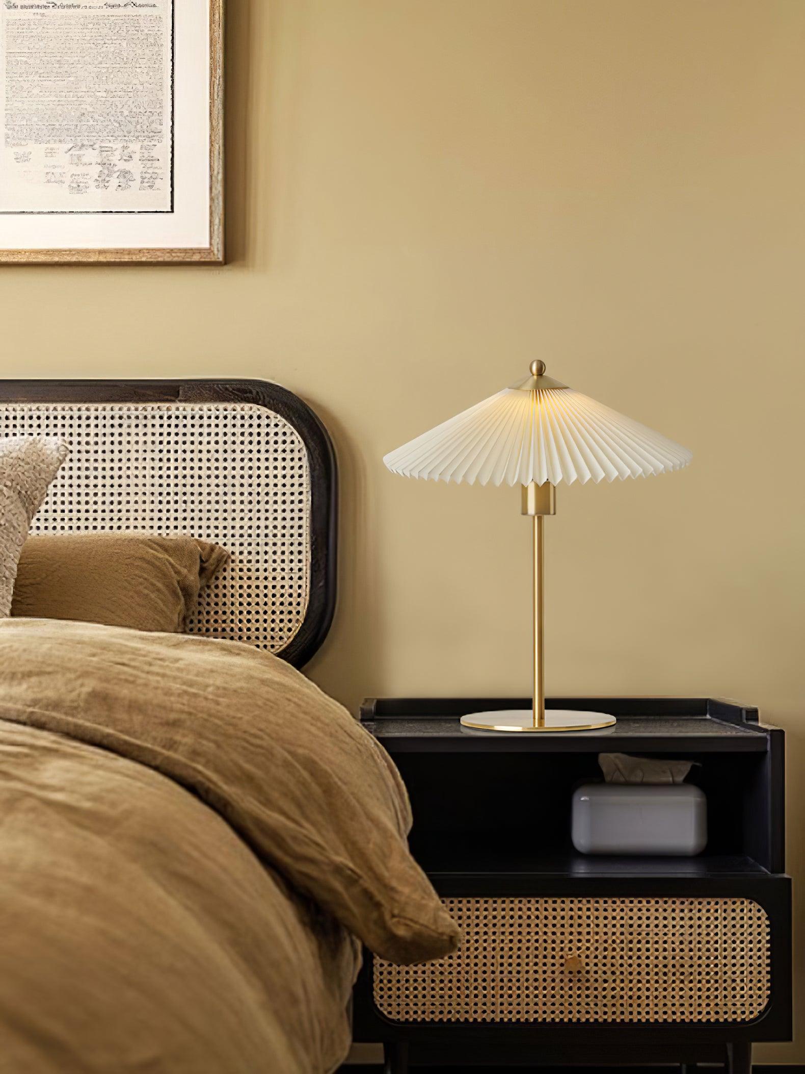 Perla Pleated Table Lamp - Blowlighting