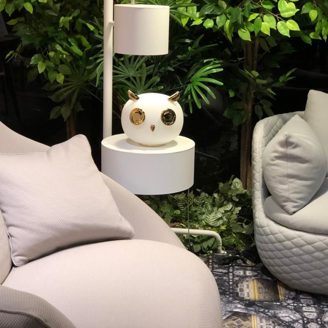 Pet Desk Light - Blowlighting