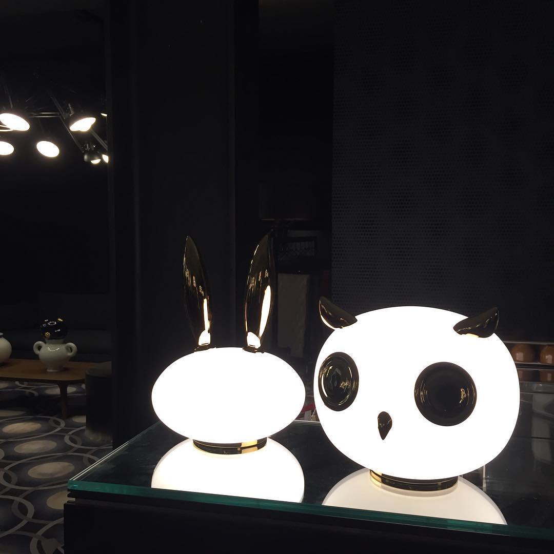Pet Desk Light - Blowlighting