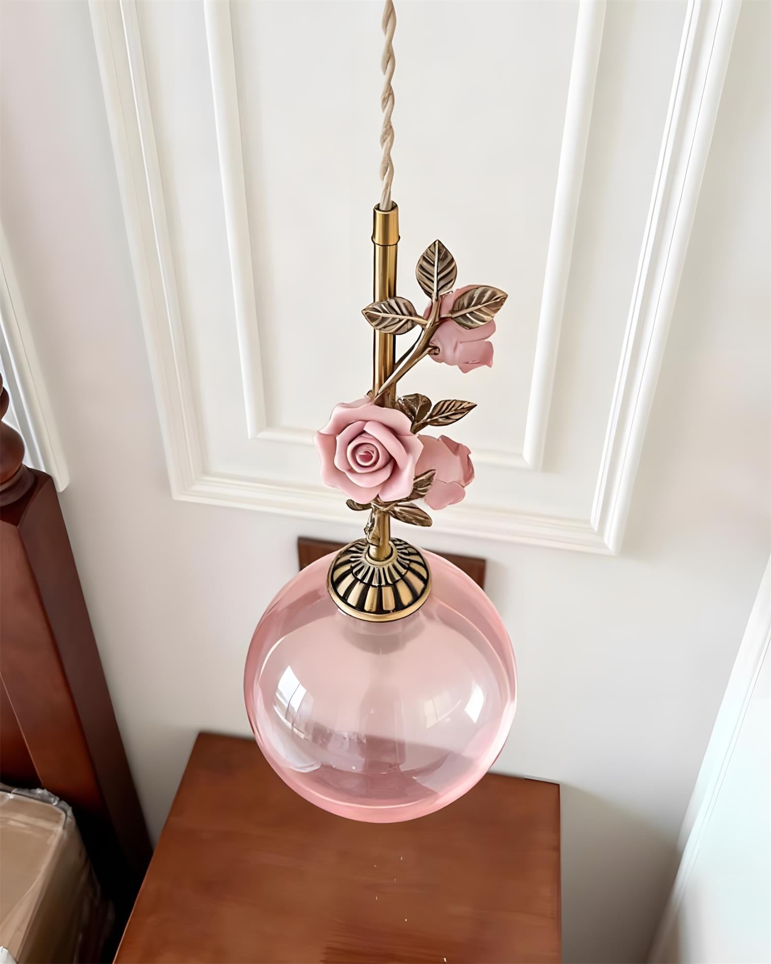 Kryos Vintage Glass Petalcrest Pendant Lamp