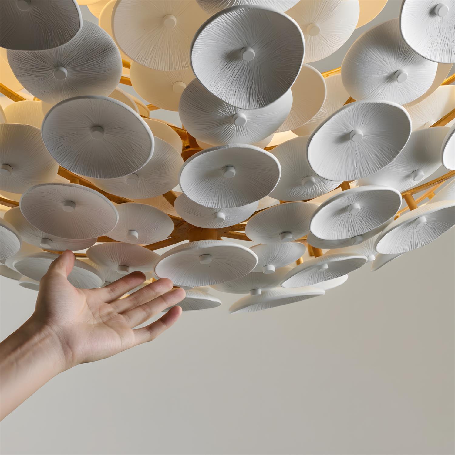 Petalflare Modern Metal Plaster Chandelier