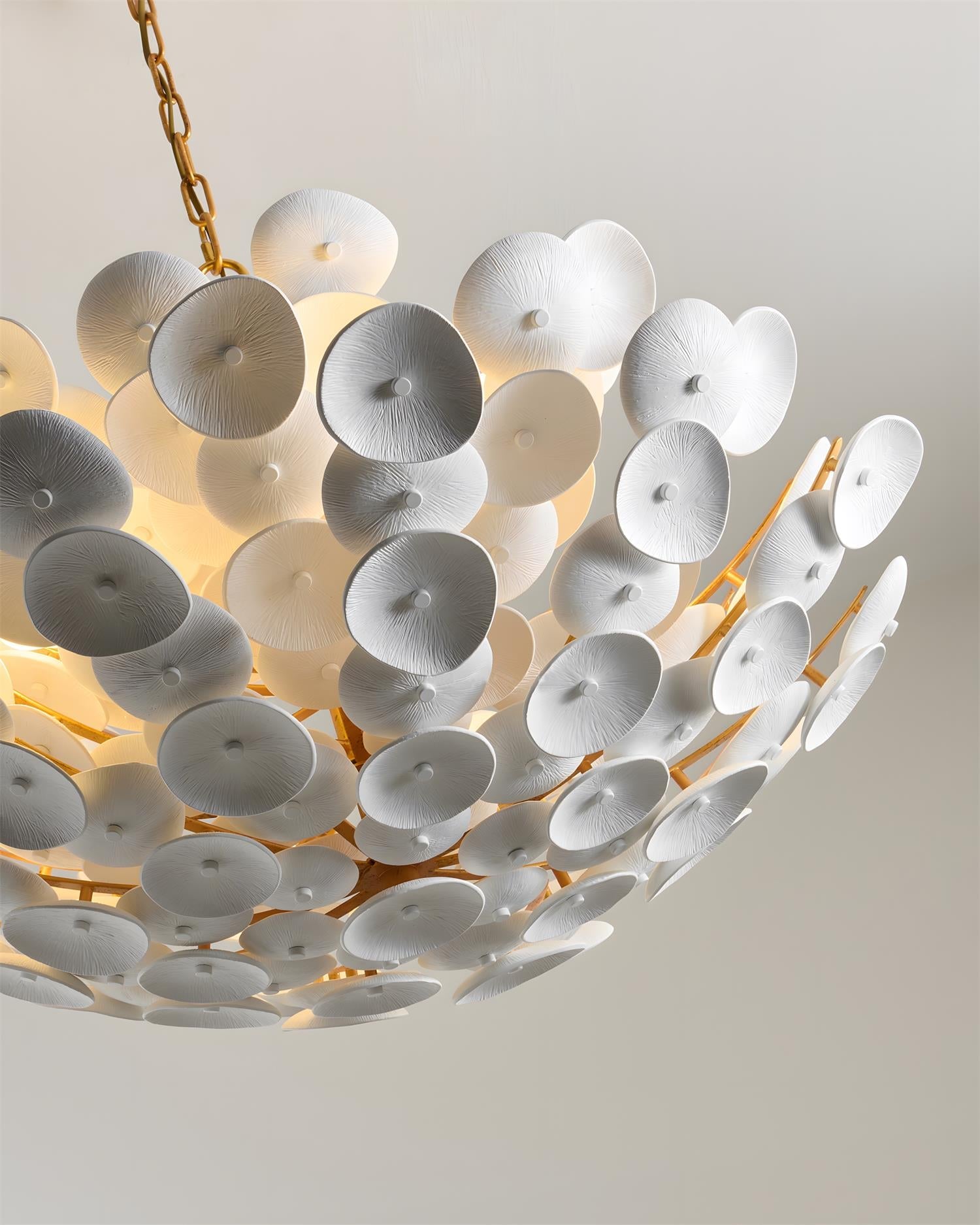 Petalflare Modern Metal Plaster Chandelier