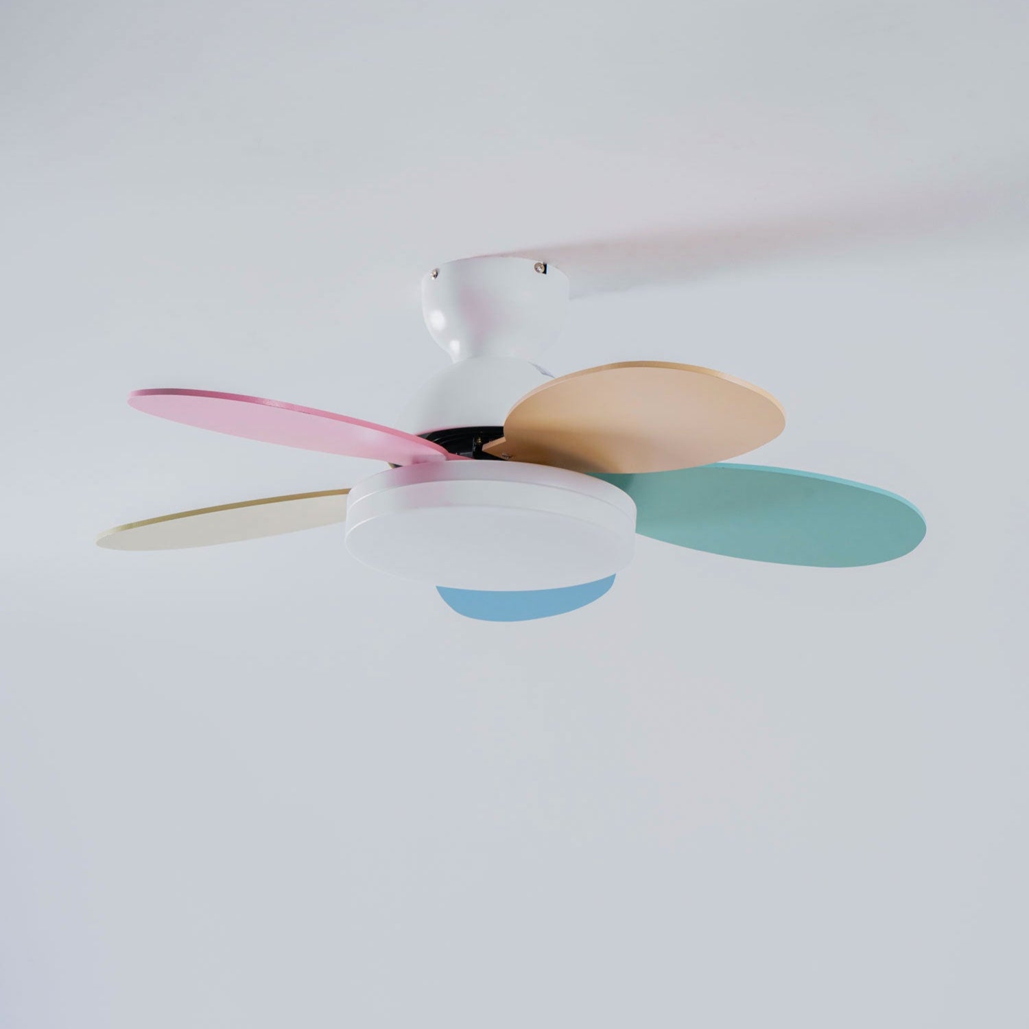 Liora Colorful Glass Kids Ceiling Fan Light - Blowlighting