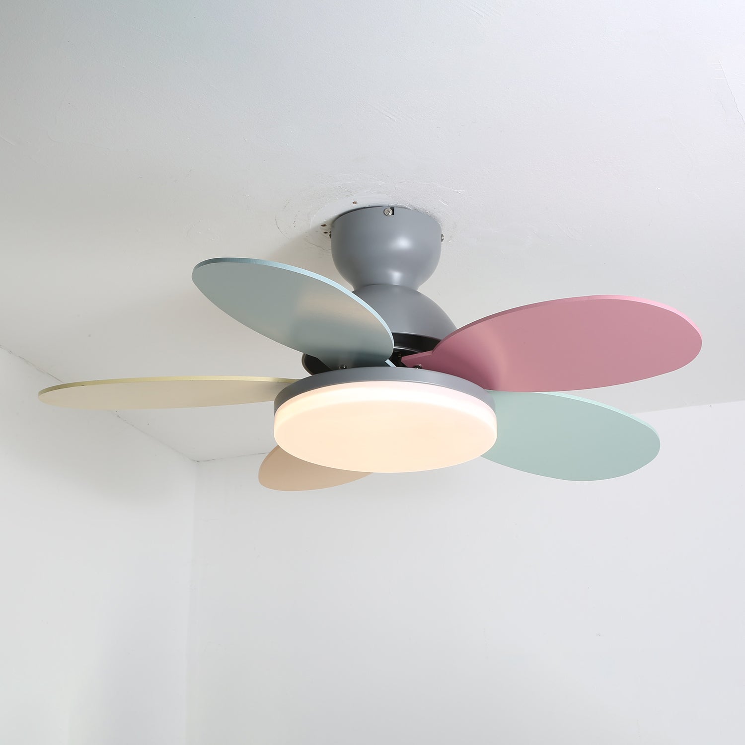 Liora Colorful Glass Kids Ceiling Fan Light - Blowlighting