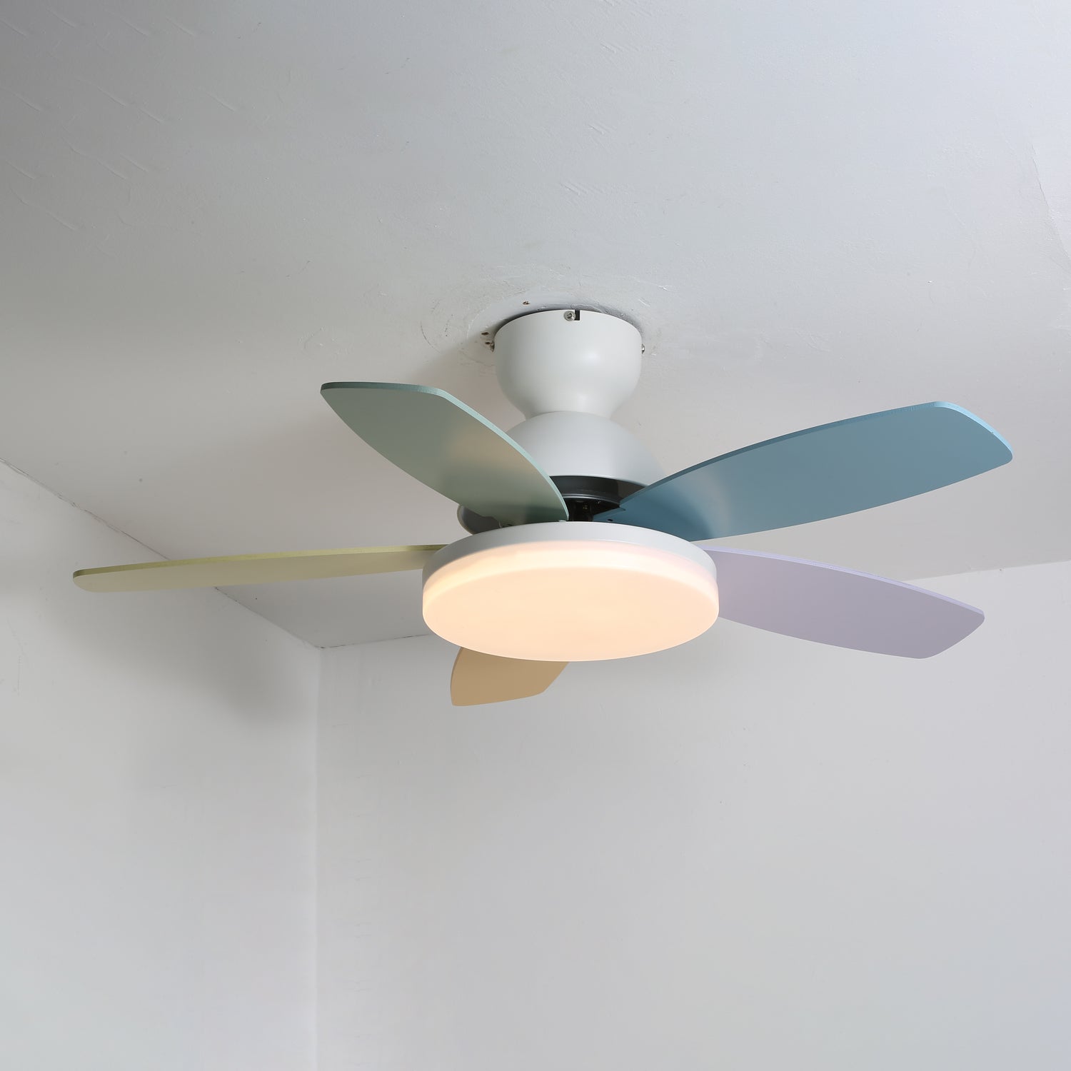 Liora Colorful Glass Kids Ceiling Fan Light - Blowlighting