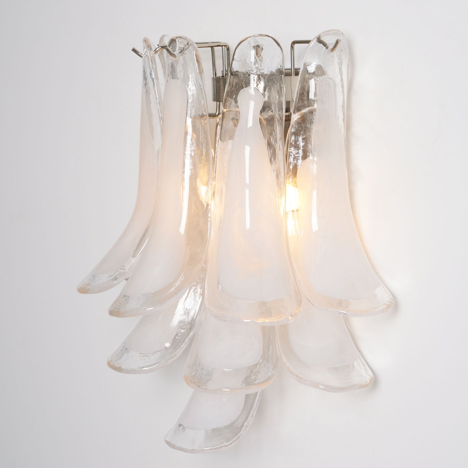 Aurora Wall Light Petal Shaped Glass Vintage Artistic - Blowlighting