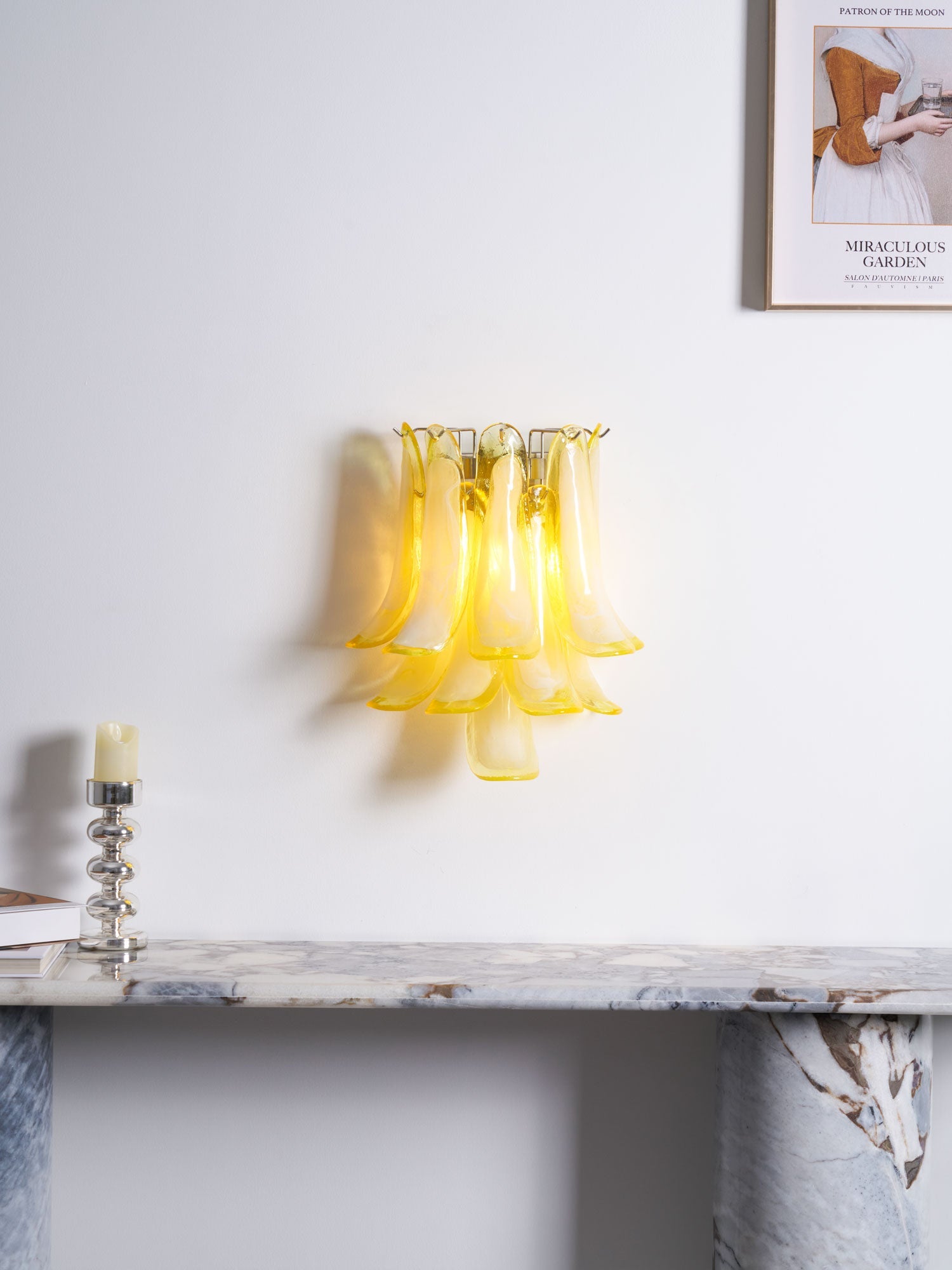 Aurora Wall Light Petal Shaped Glass Vintage Artistic - Blowlighting