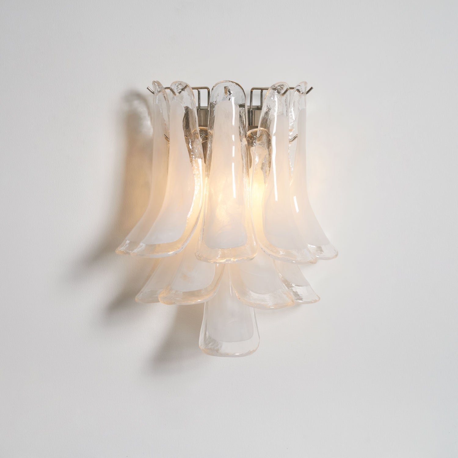 Aurora Wall Light Petal Shaped Glass Vintage Artistic - Blowlighting