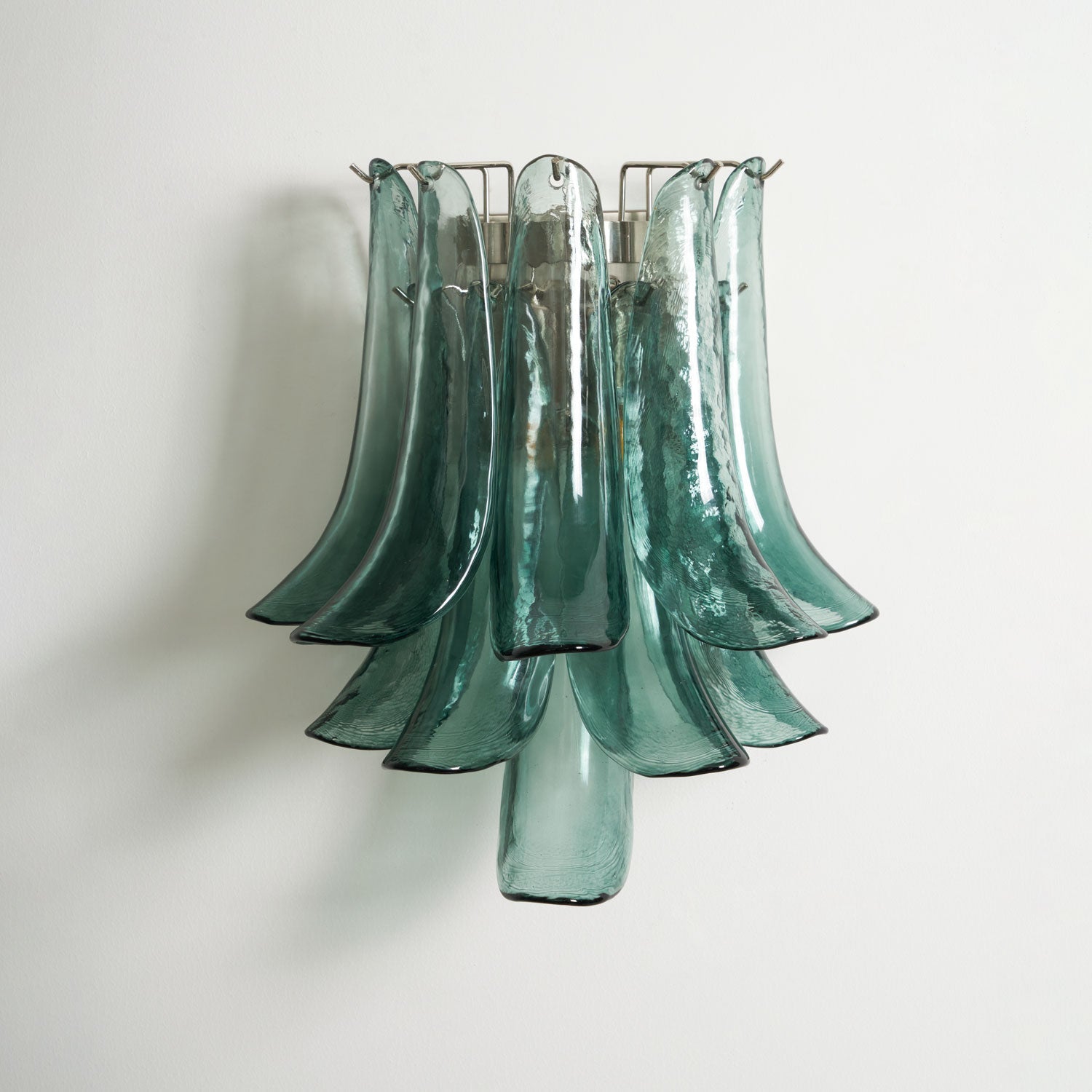 Aurora Wall Light Petal Shaped Glass Vintage Artistic - Blowlighting