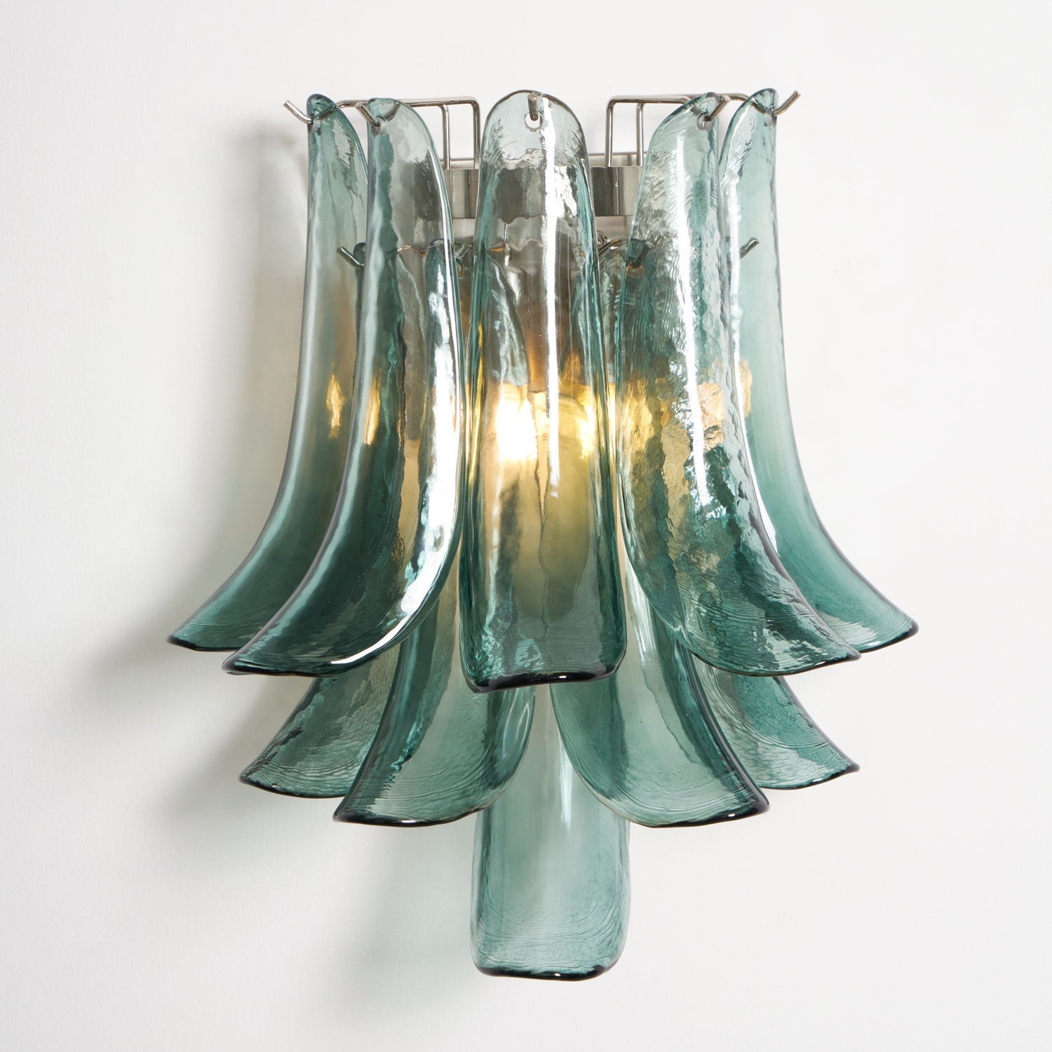 Aurora Wall Light Petal Shaped Glass Vintage Artistic - Blowlighting