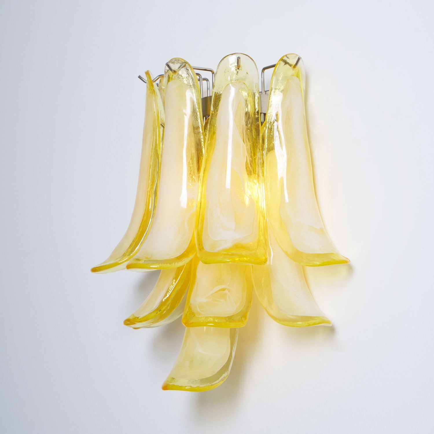 Aurora Wall Light Petal Shaped Glass Vintage Artistic - Blowlighting