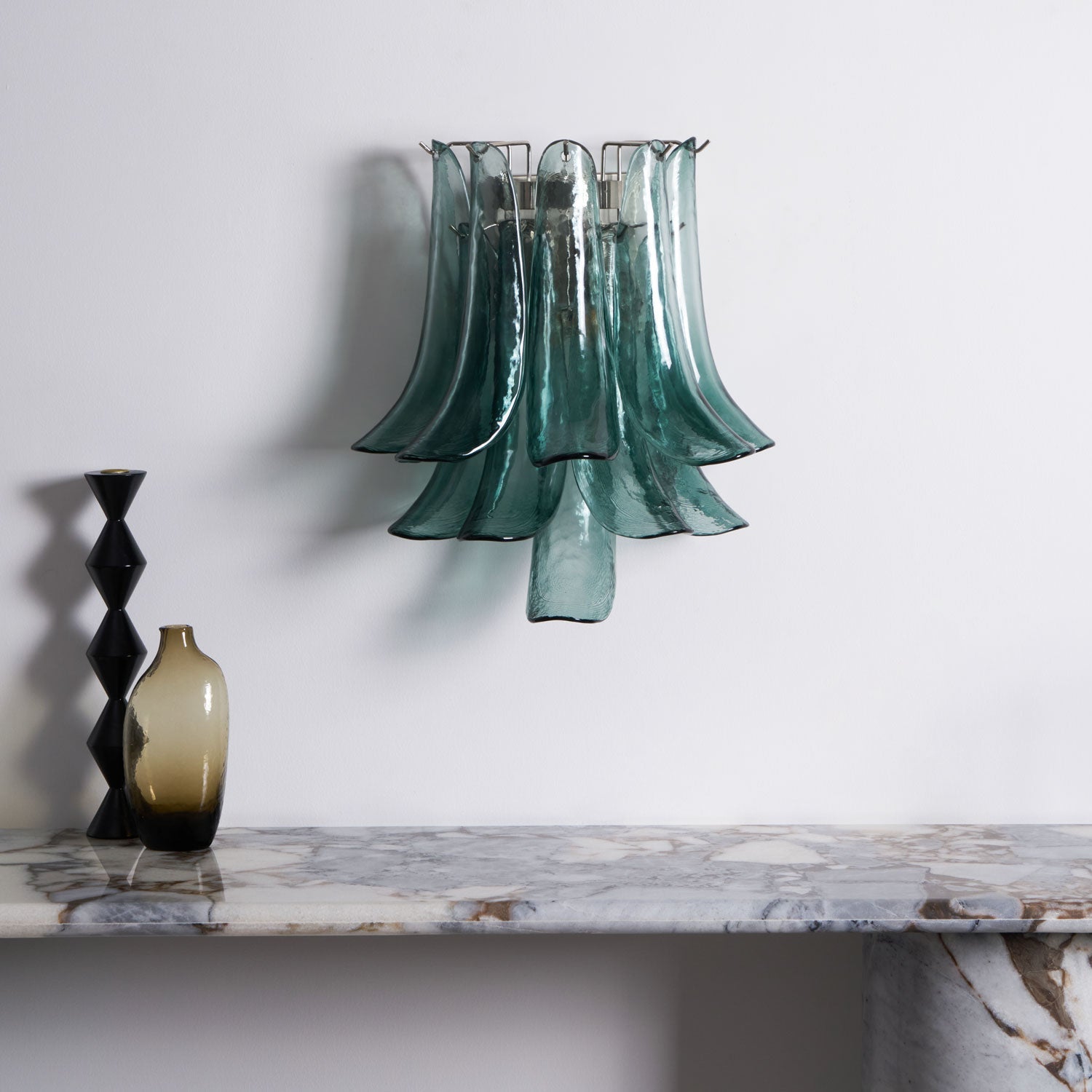 Aurora Wall Light Petal Shaped Glass Vintage Artistic - Blowlighting