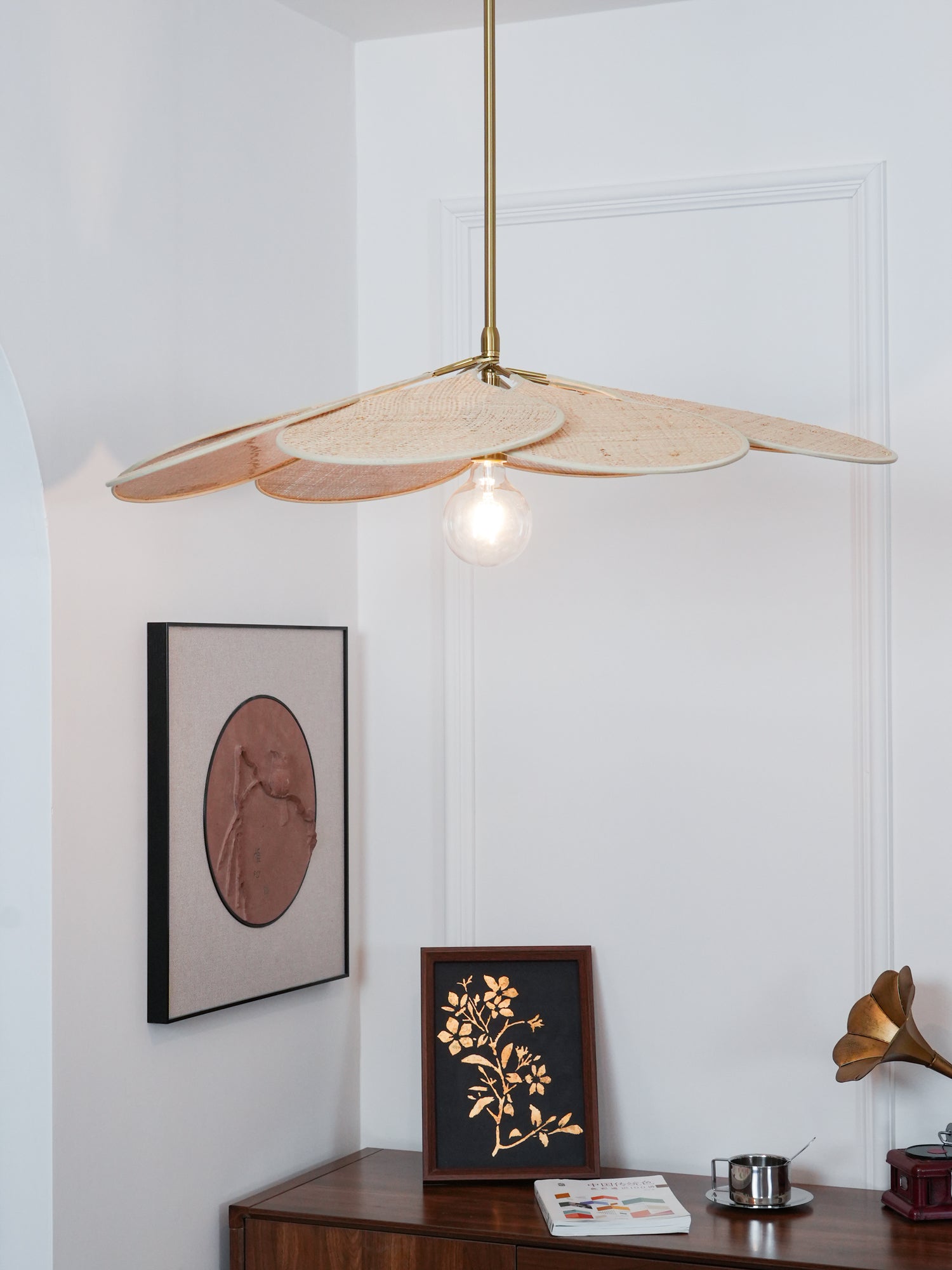 Petals Bloom Rattan Pendant Lamp - Blowlighting