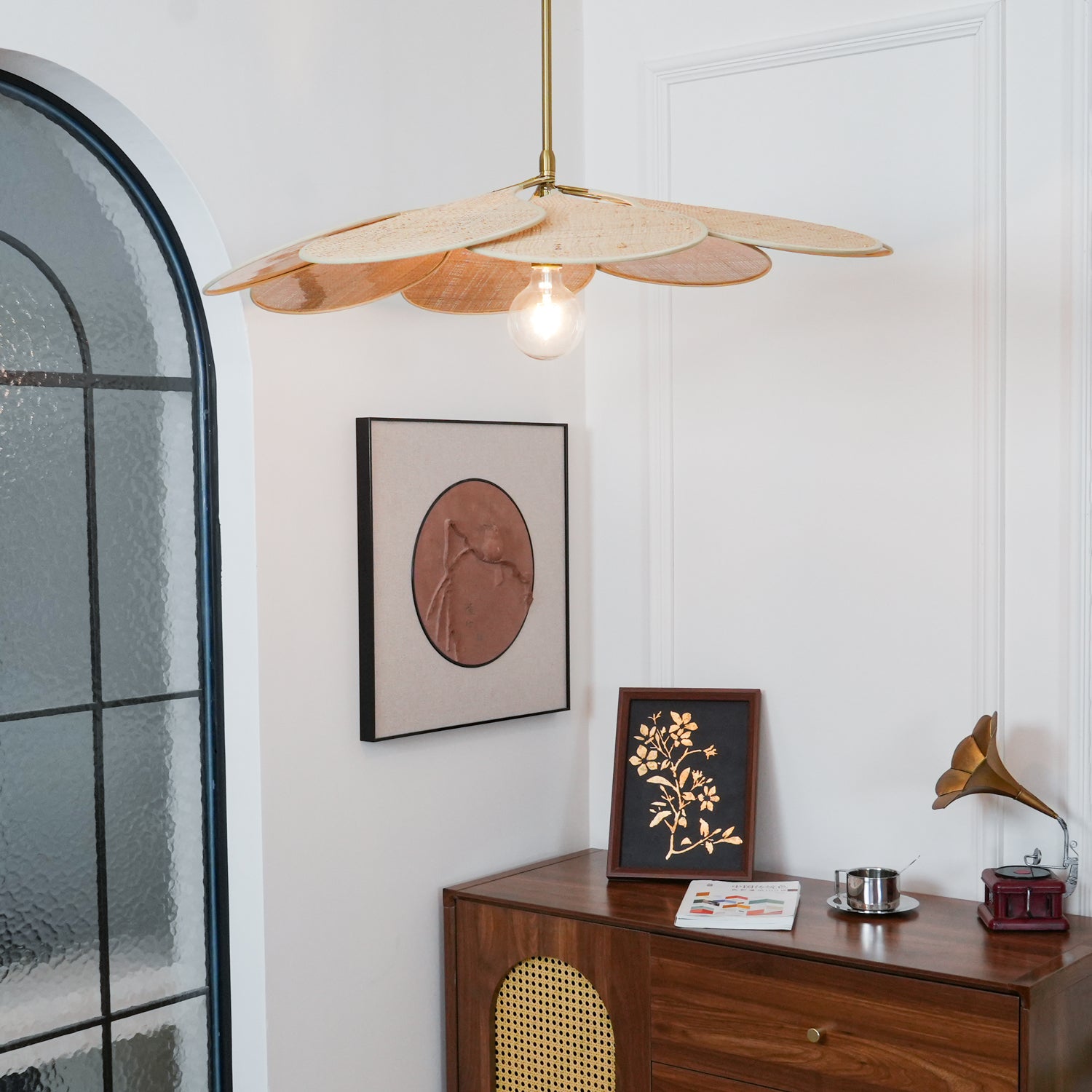 Petals Bloom Rattan Pendant Lamp - Blowlighting