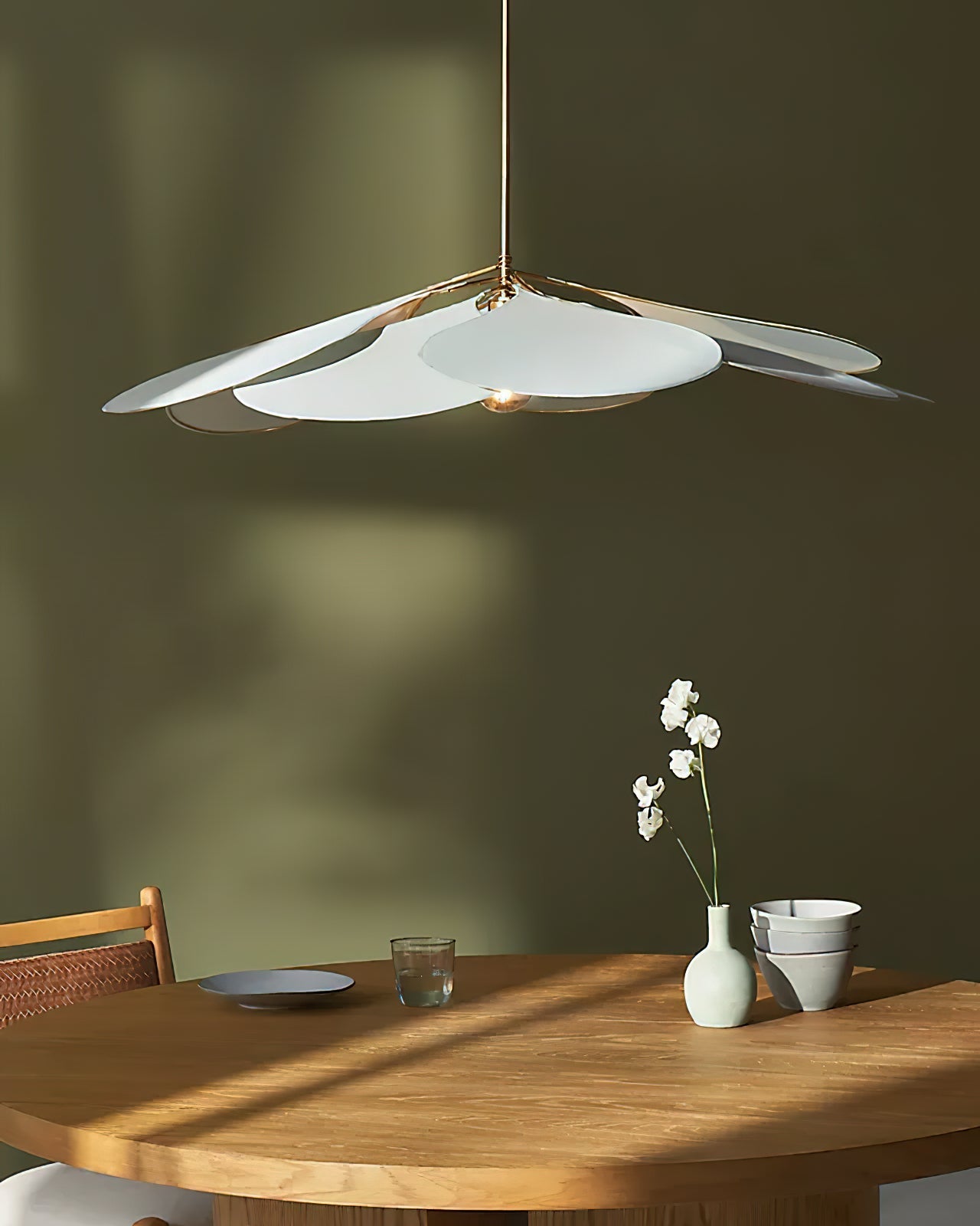 Petals Pendant Lamp - Blowlighting