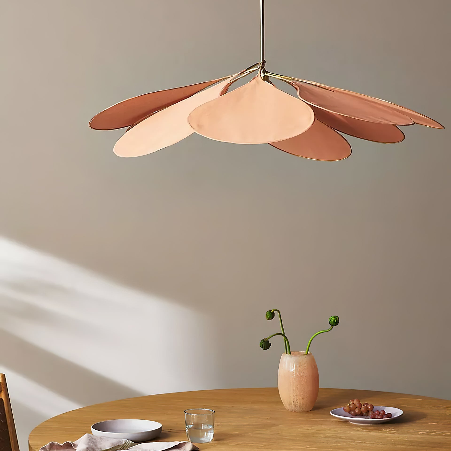 Petals Pendant Lamp - Blowlighting