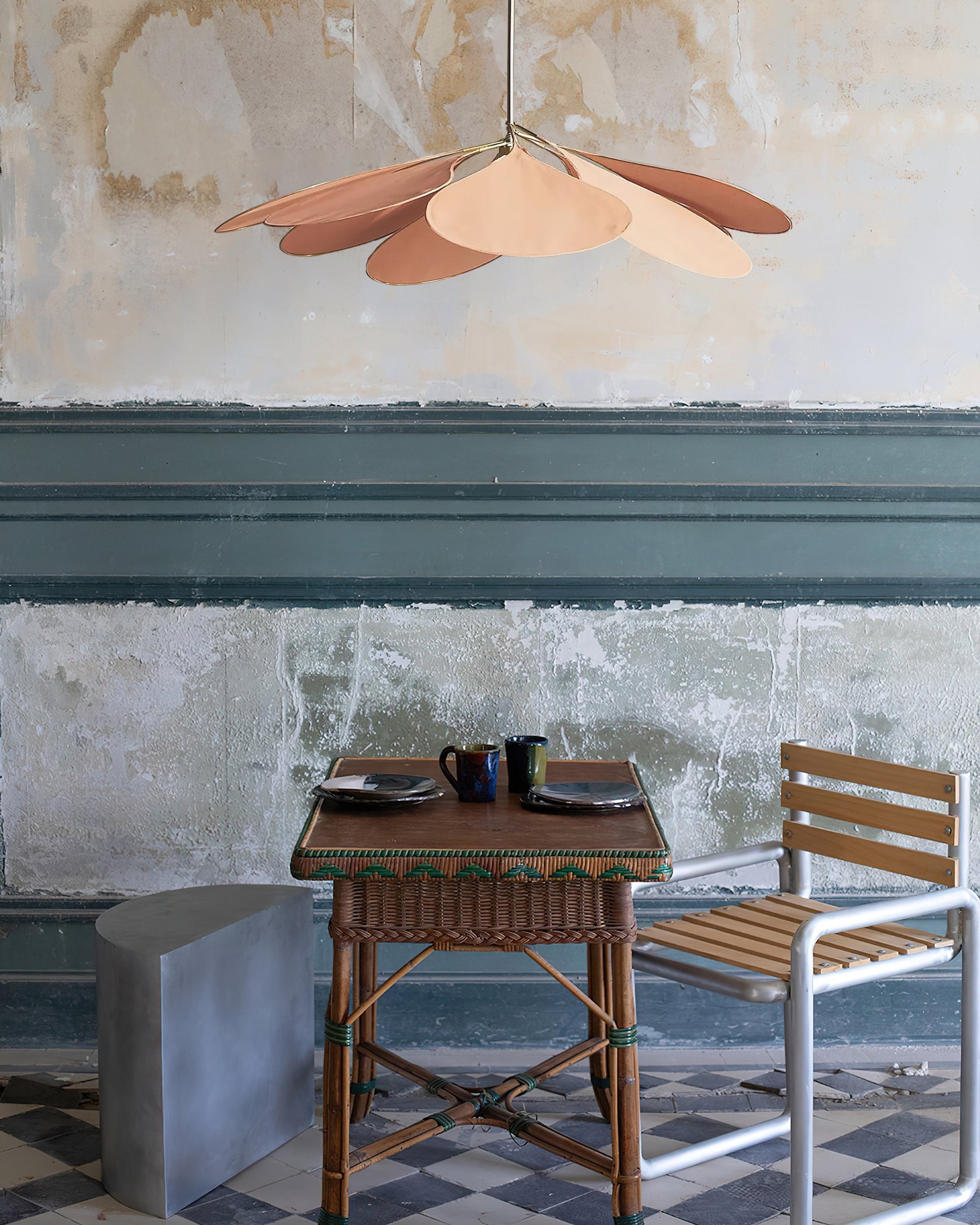 Petals Pendant Lamp - Blowlighting