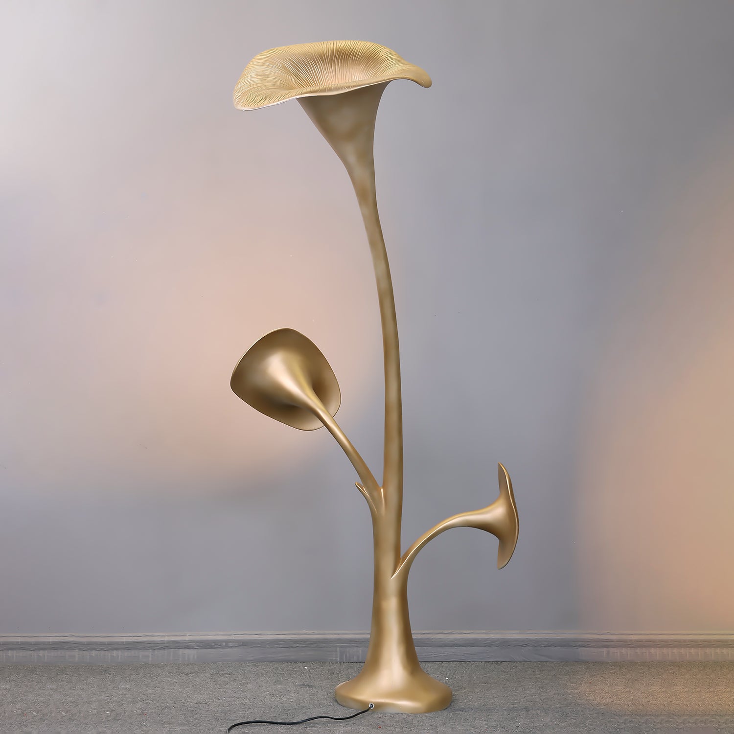 Esole Floral Brass Floor Lamp - Blowlighting