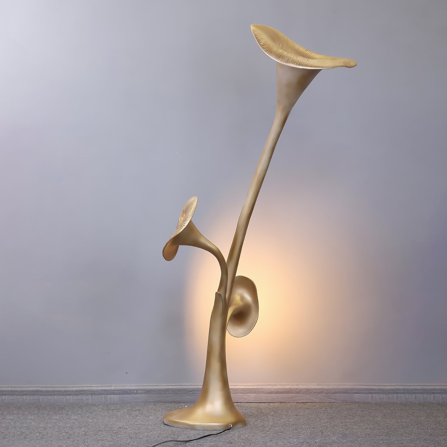 Esole Floral Brass Floor Lamp - Blowlighting
