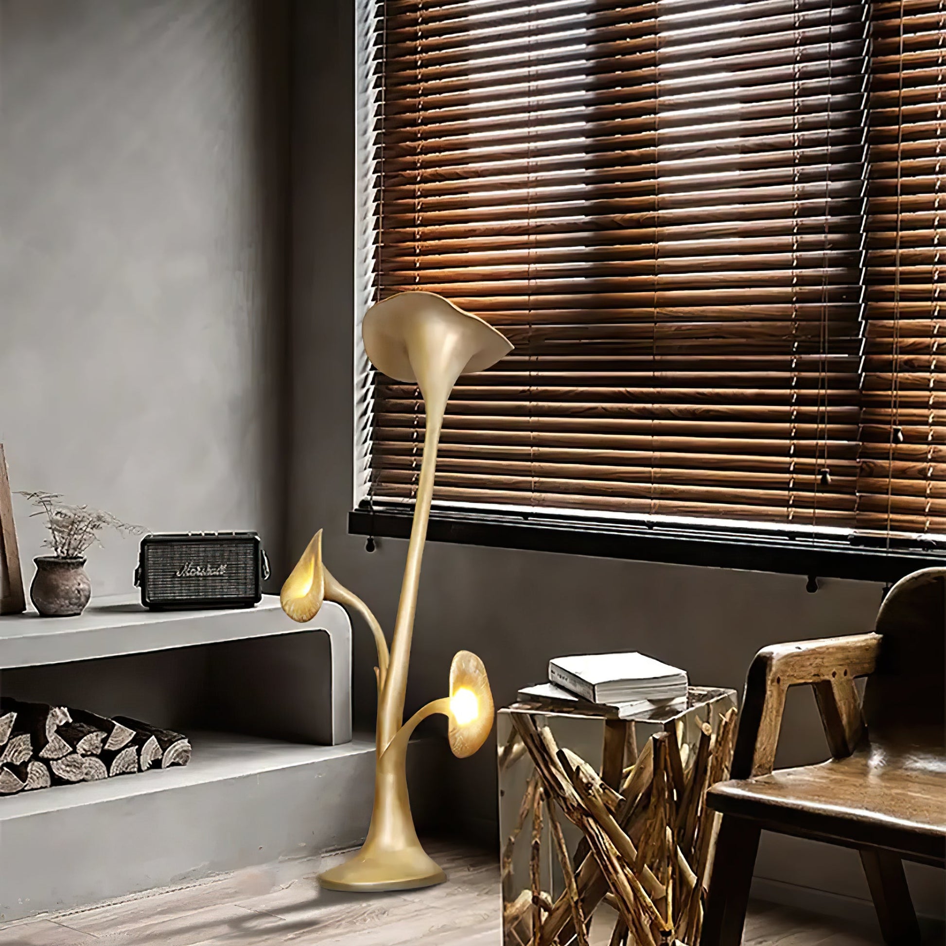 Esole Floral Brass Floor Lamp - Blowlighting