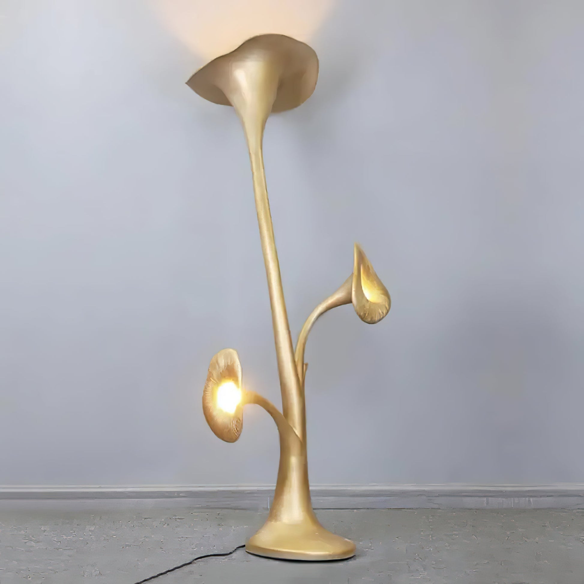Esole Floral Brass Floor Lamp - Blowlighting