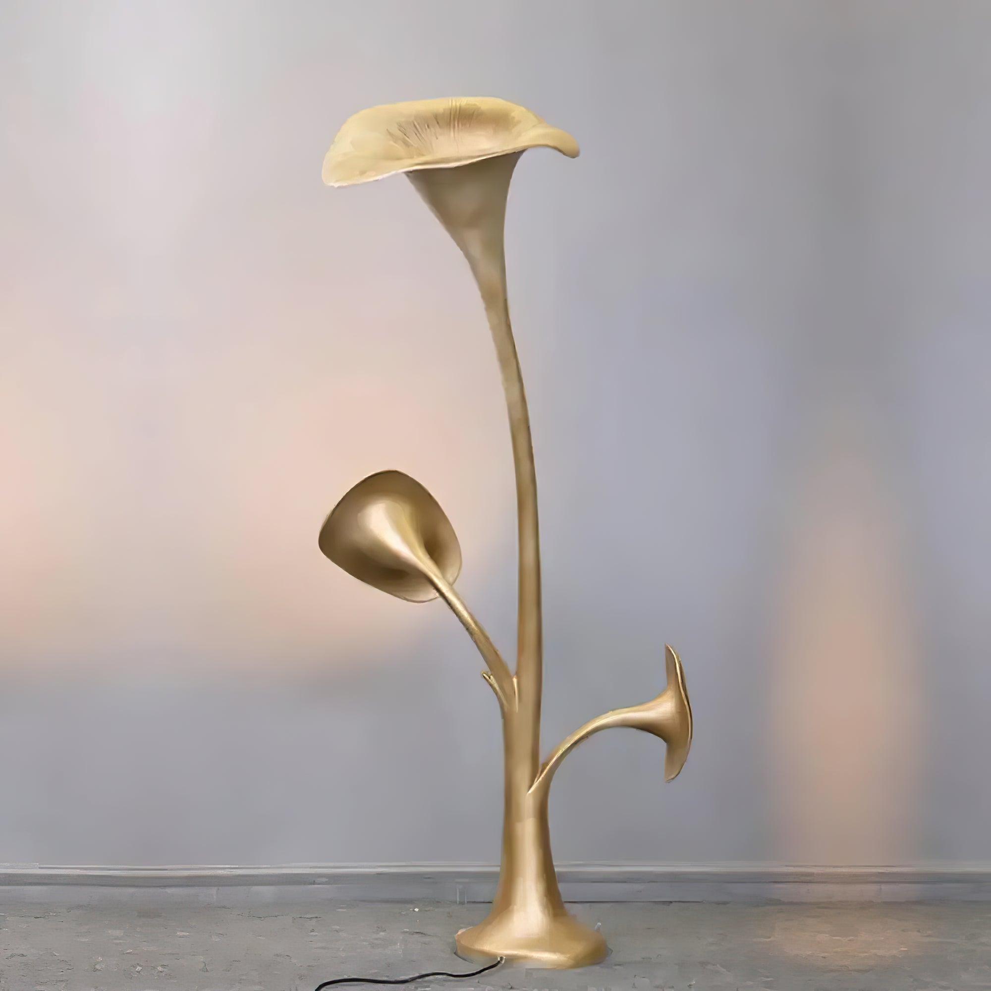 Esole Floral Brass Floor Lamp - Blowlighting