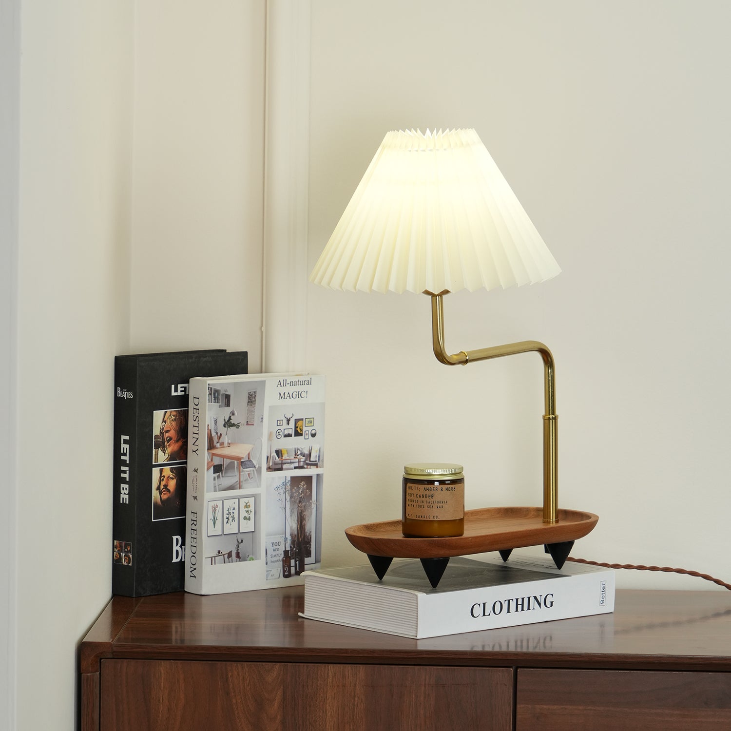 Pia TL Table Lamp - Blowlighting