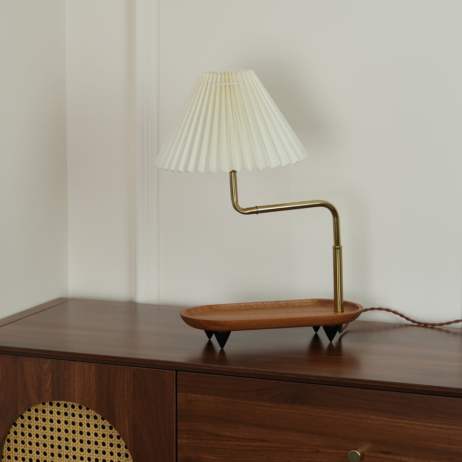 Pia TL Table Lamp - Blowlighting