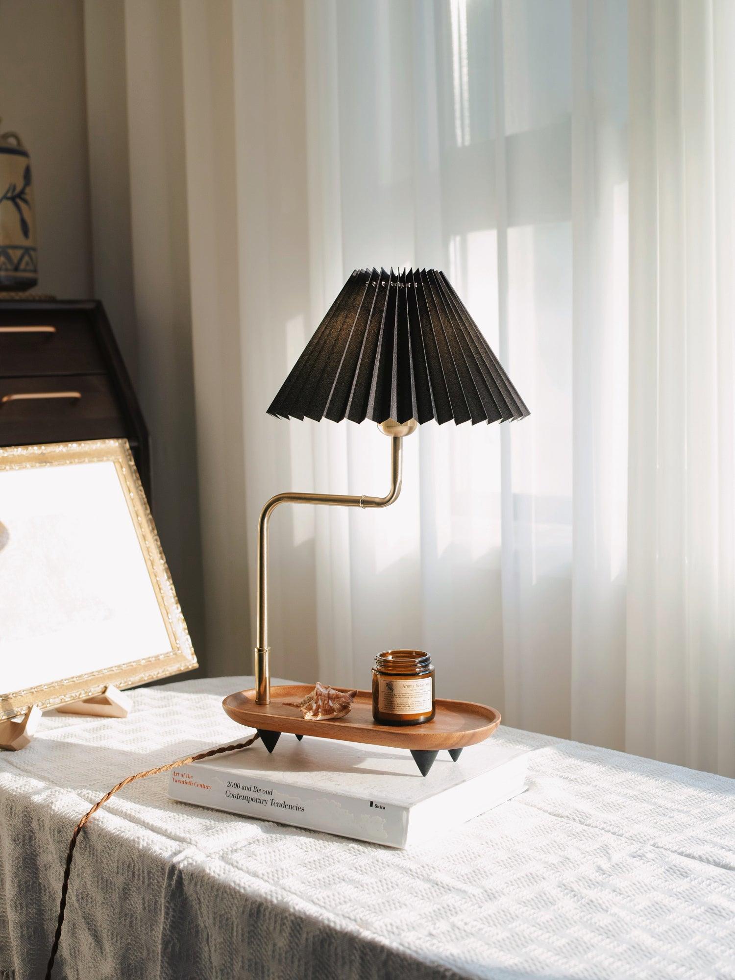 Pia TL Table Lamp - Blowlighting