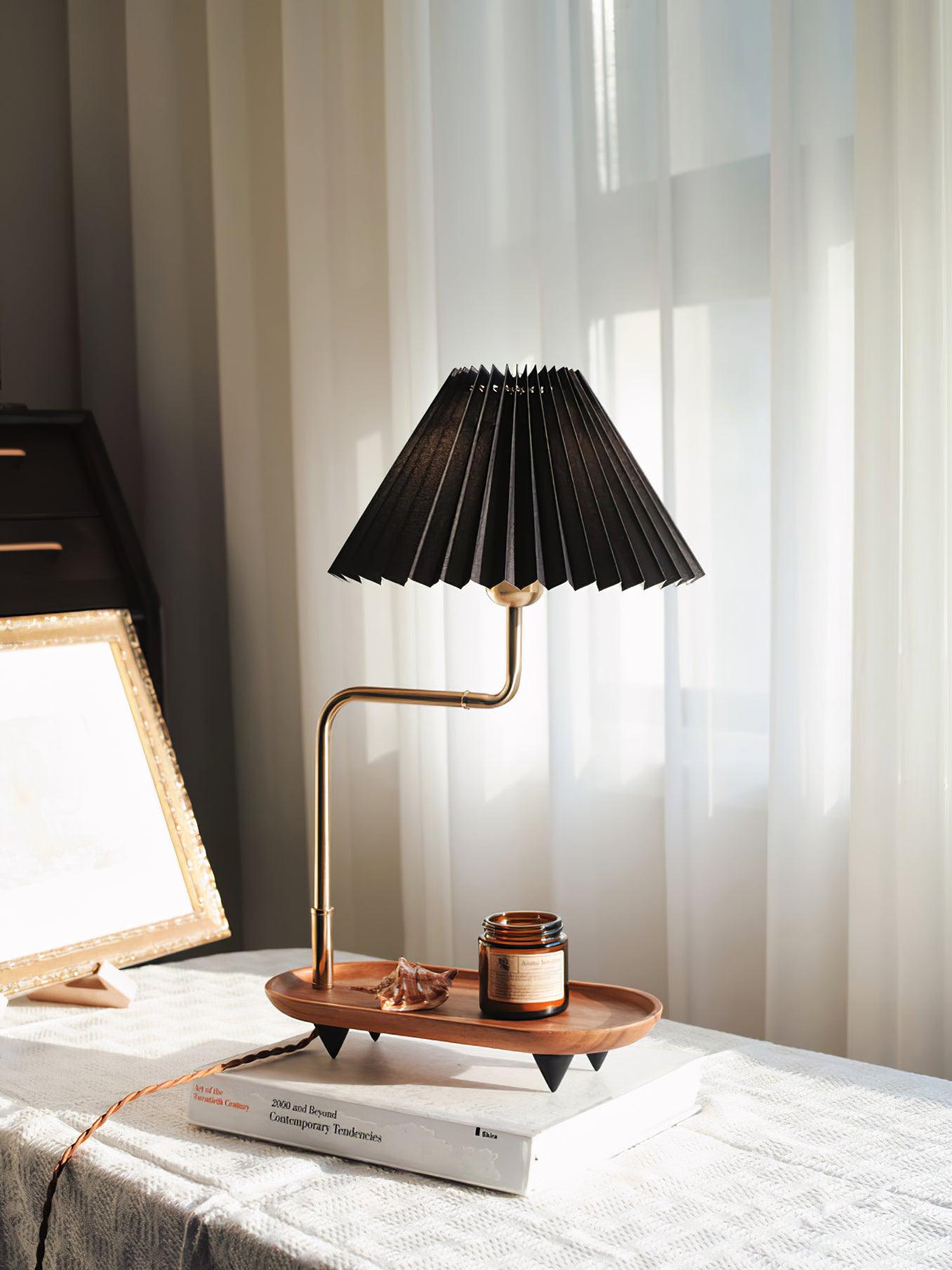Pia TL Table Lamp - Blowlighting