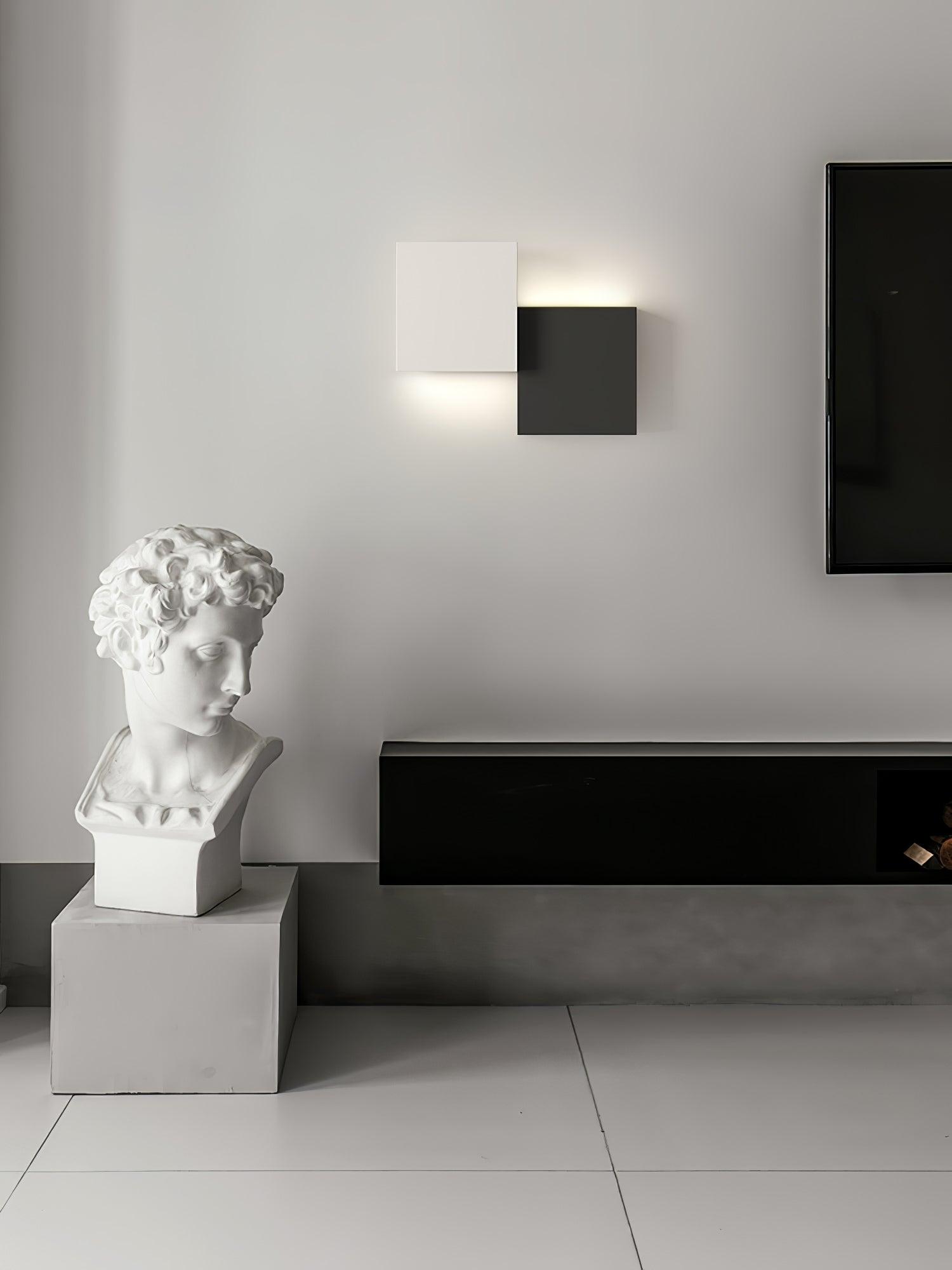 Gianna Modern Metal Wall Lamp - Blowlighting