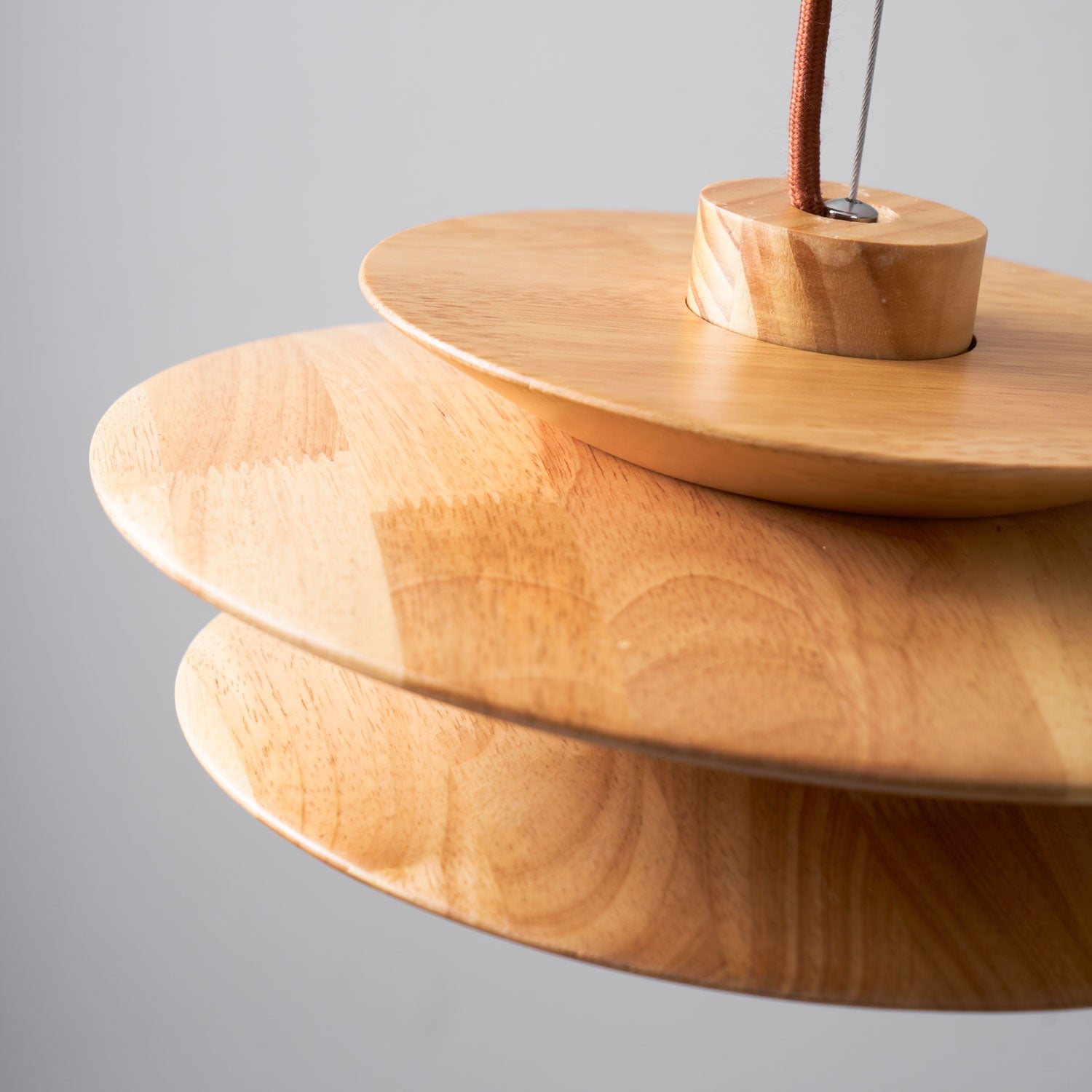 Cascade Wooden Disc Pendant Lamp - Blowlighting