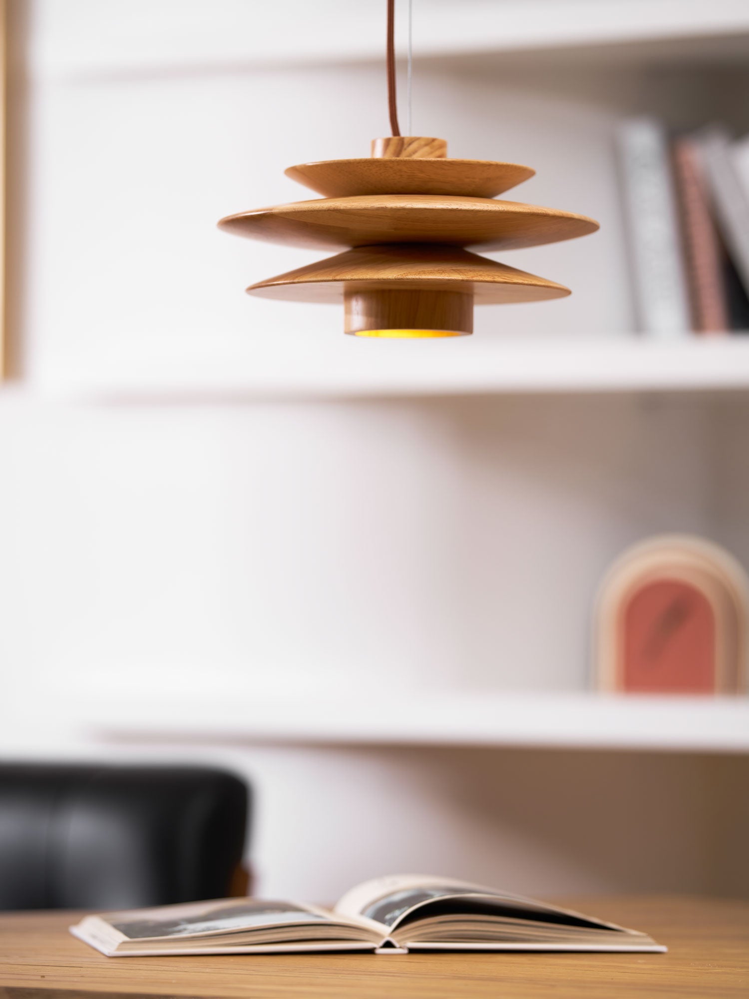 Cascade Wooden Disc Pendant Lamp - Blowlighting