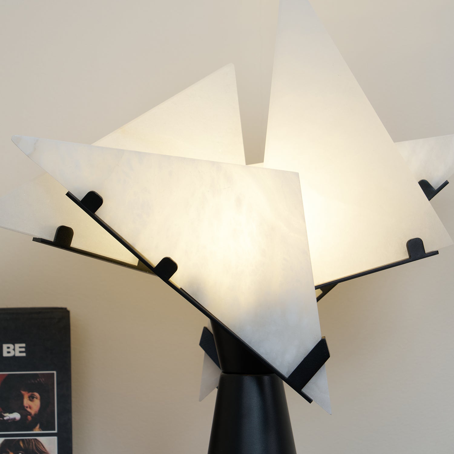 Aursilion Star Alabaster Table Lamp - Blowlighting