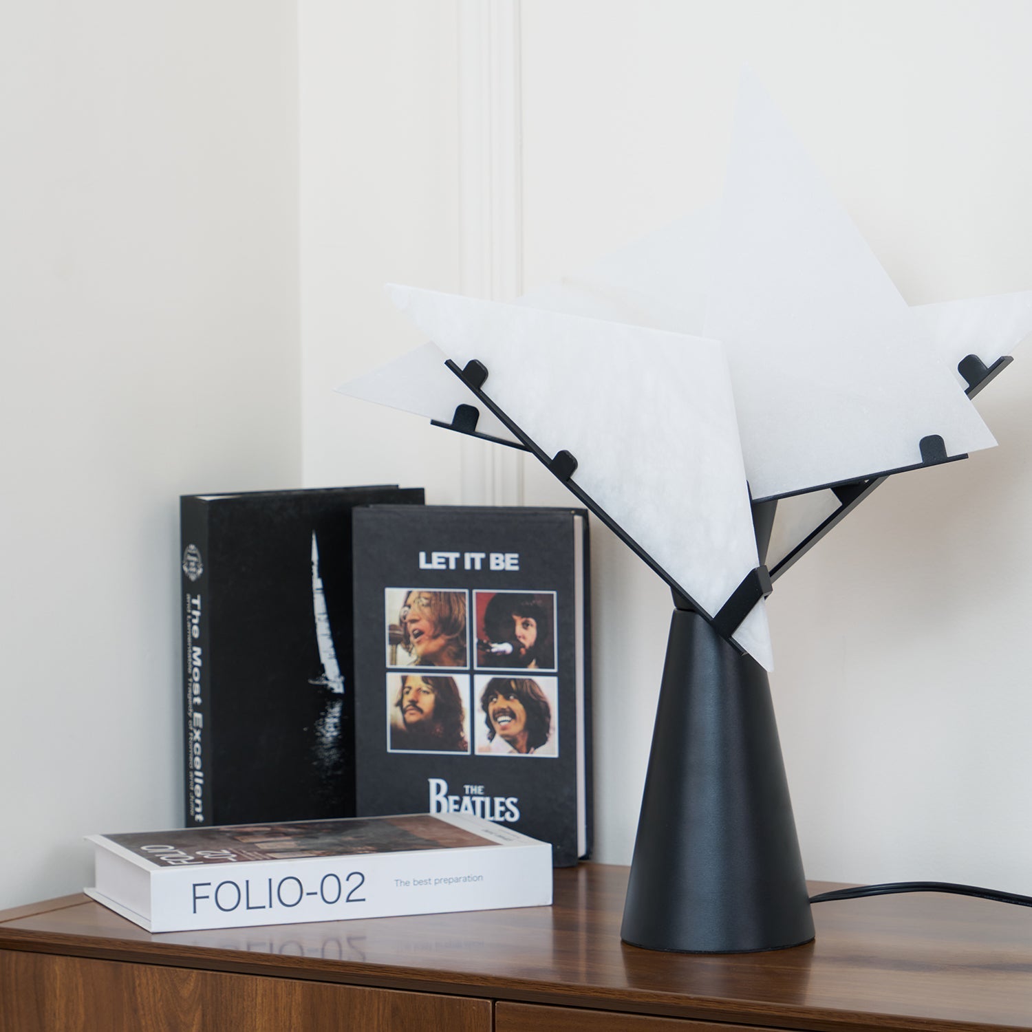 Aursilion Star Alabaster Table Lamp - Blowlighting