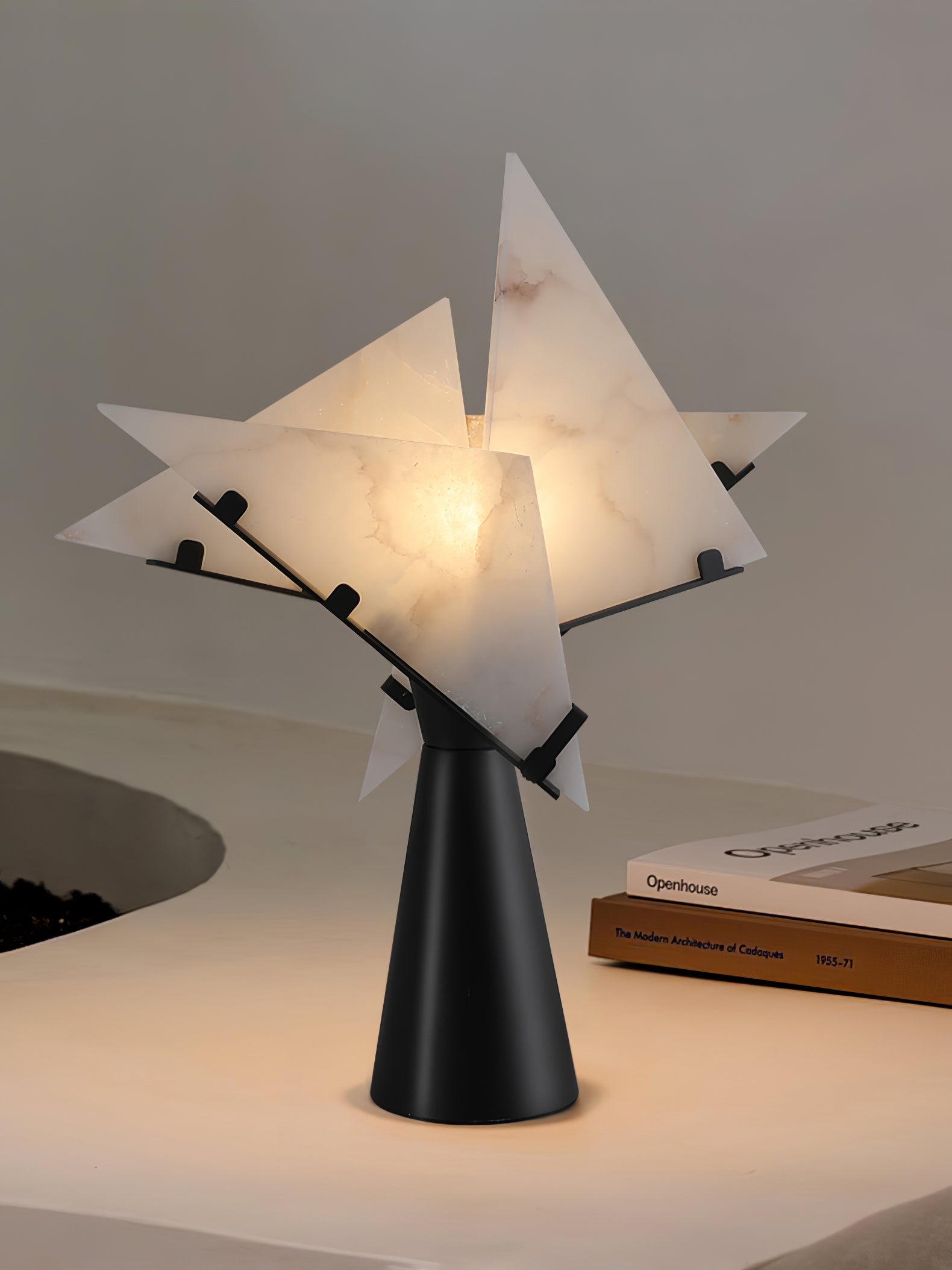 Aursilion Star Alabaster Table Lamp - Blowlighting