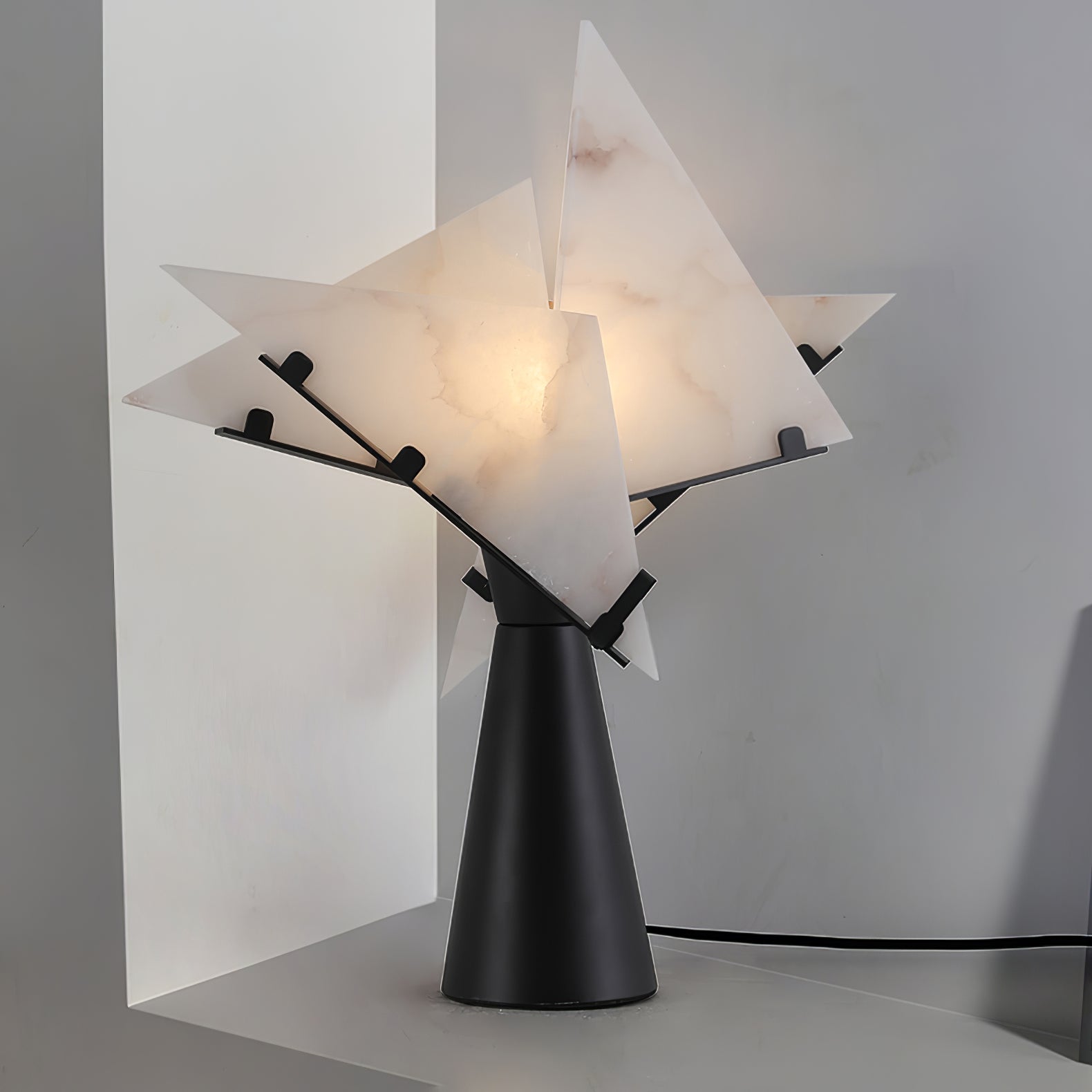 Aursilion Star Alabaster Table Lamp - Blowlighting