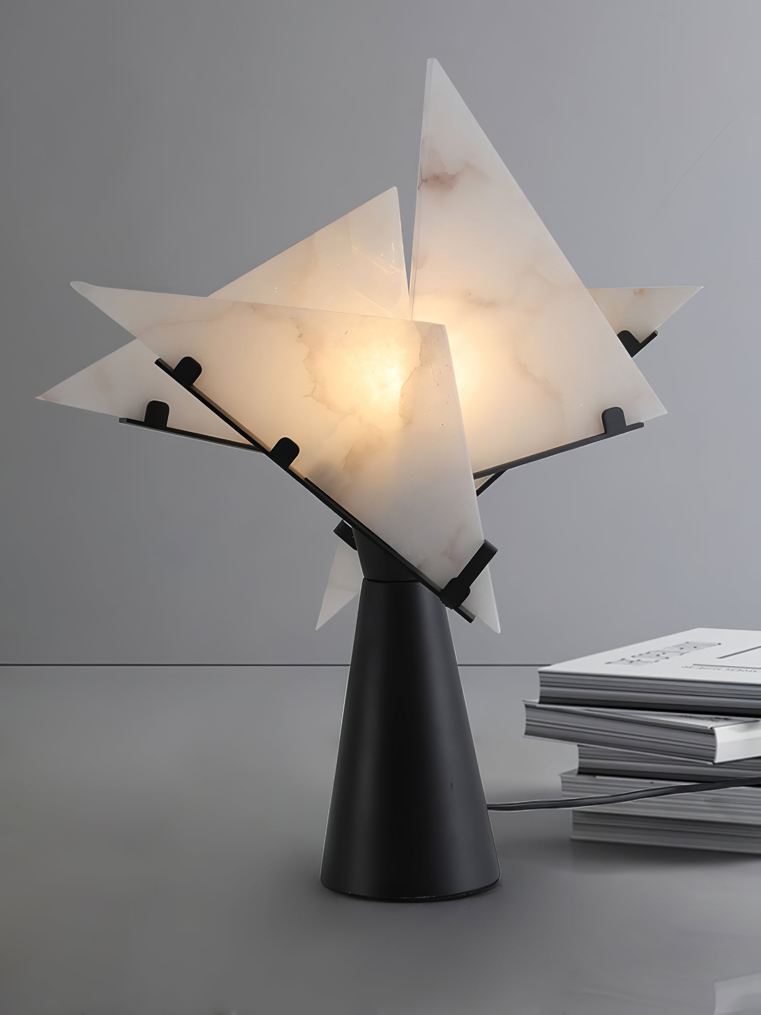 Aursilion Star Alabaster Table Lamp - Blowlighting