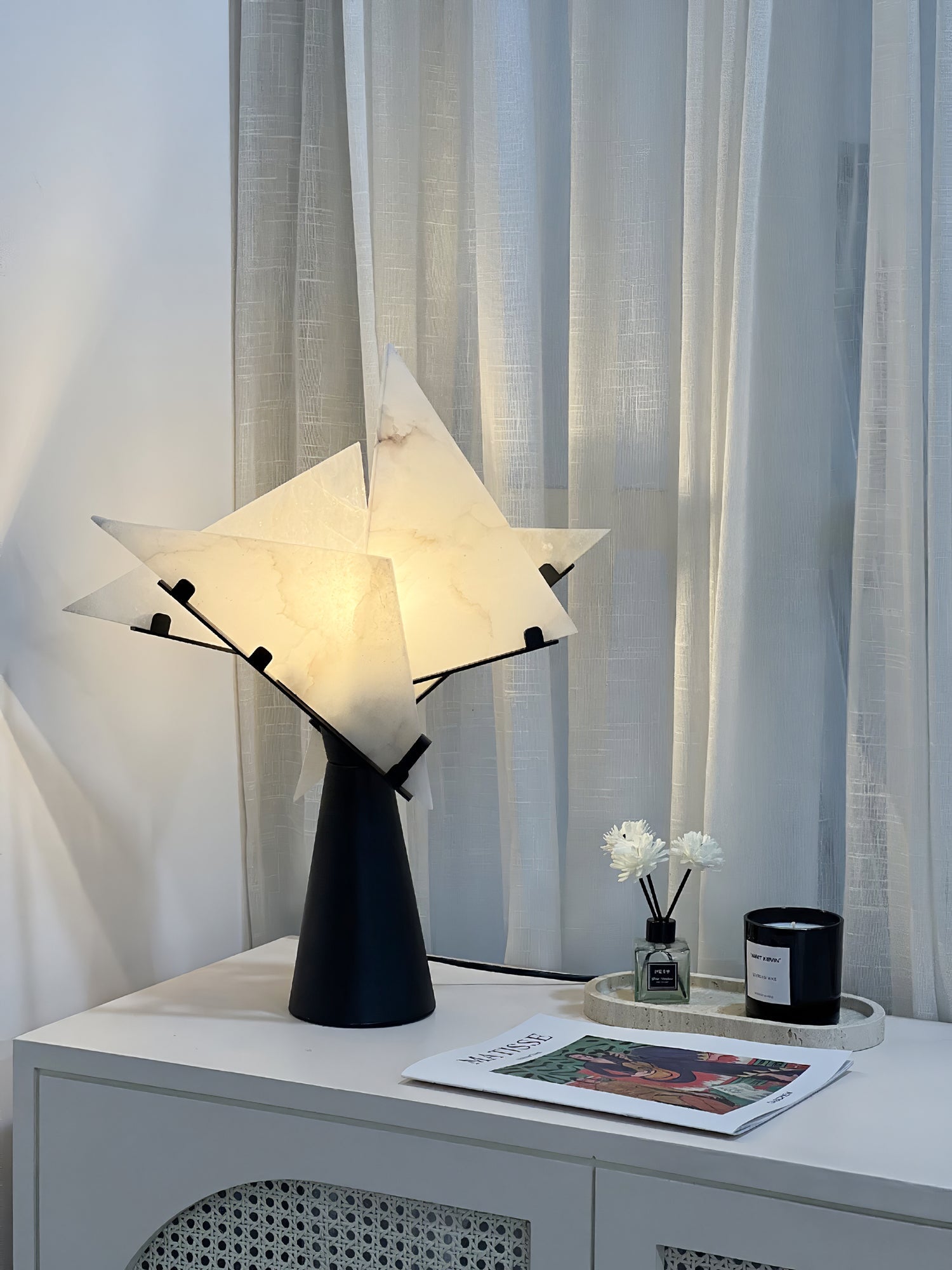 Aursilion Star Alabaster Table Lamp - Blowlighting