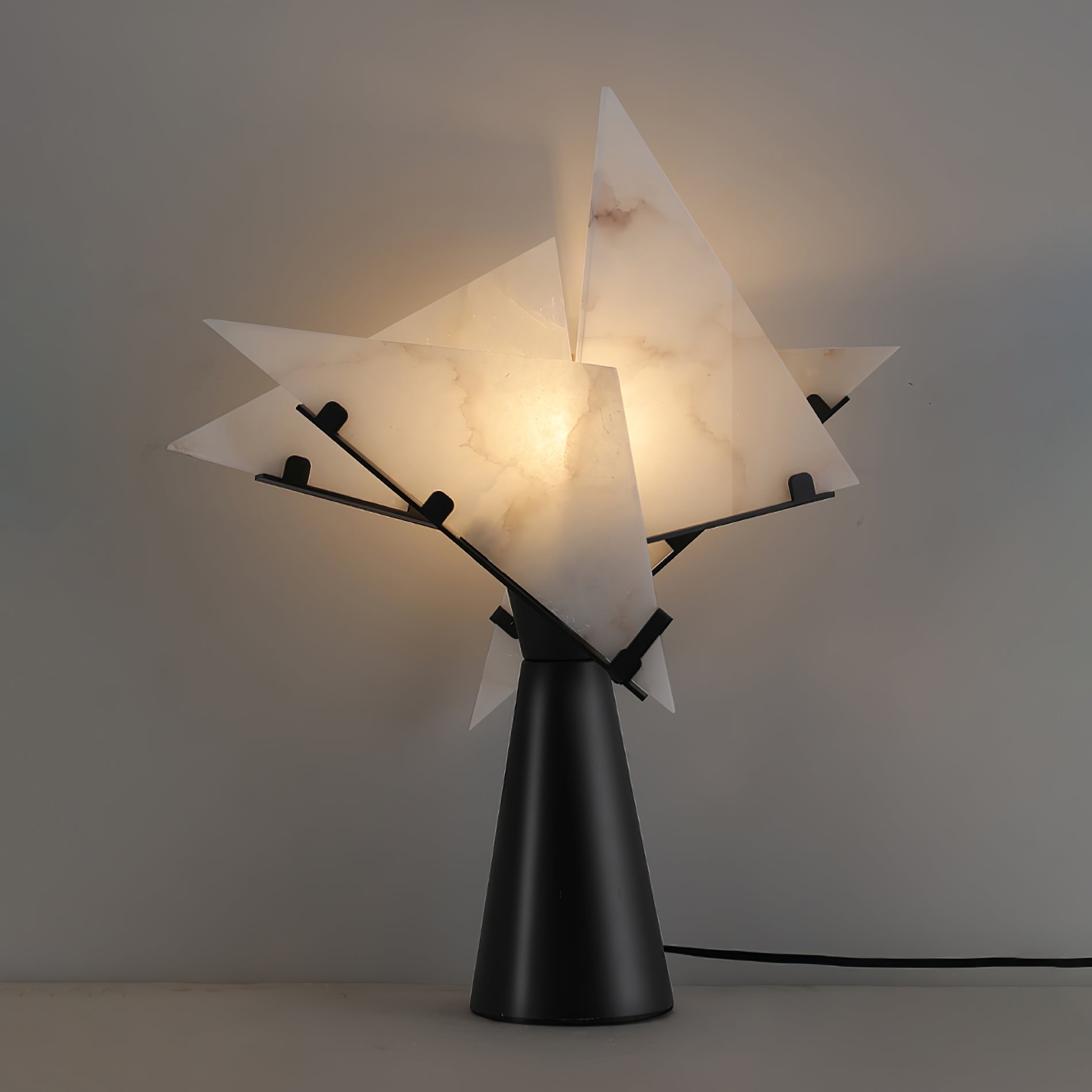 Aursilion Star Alabaster Table Lamp - Blowlighting