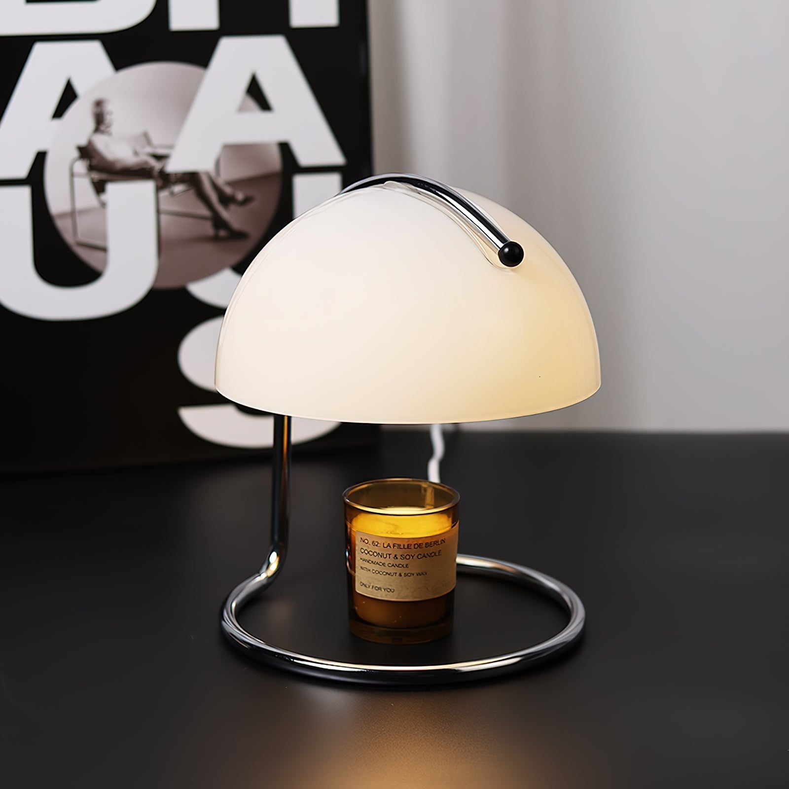 Pierre Table Lamp - Blowlighting