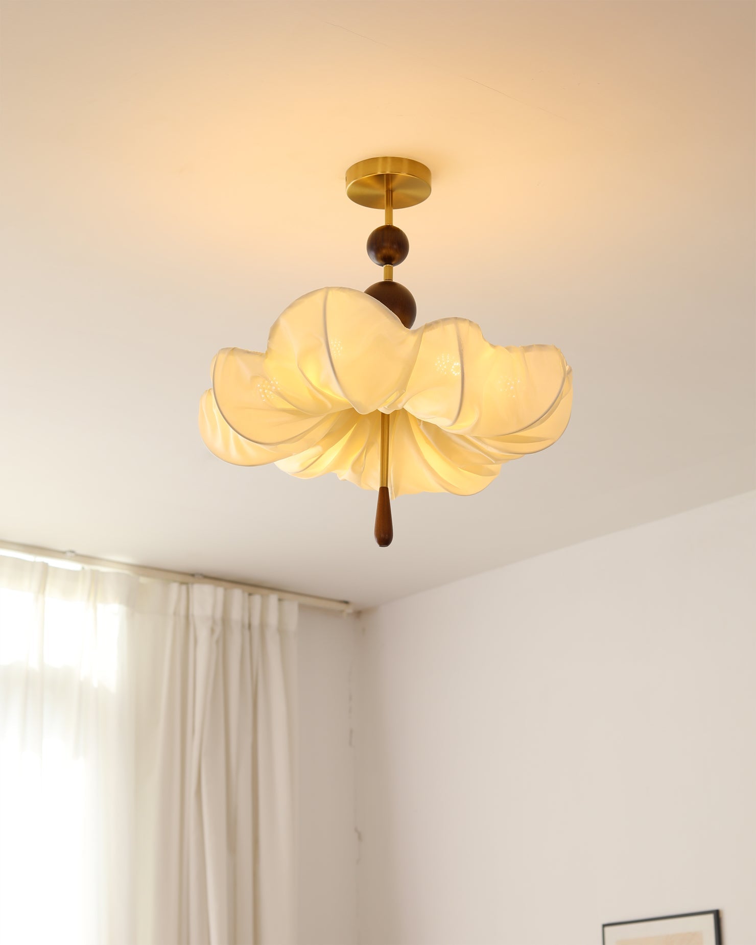 Pinctada Oriental Fabric Ceiling Light