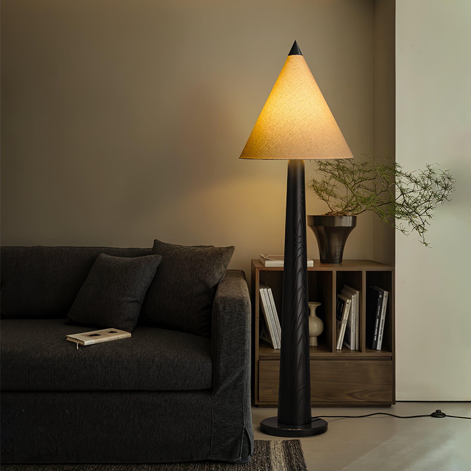 Lincoln Modern Metal Floor Lamp - Blowlighting