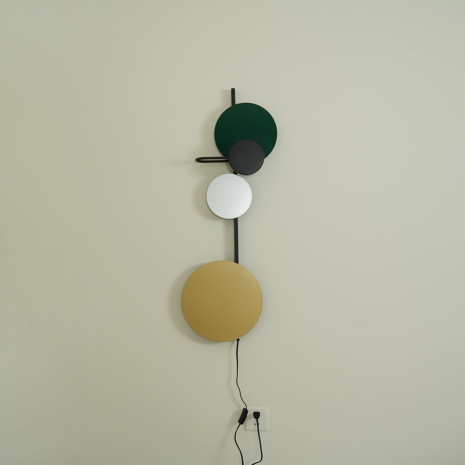 Planet Plug-in Wall Lamp - Blowlighting