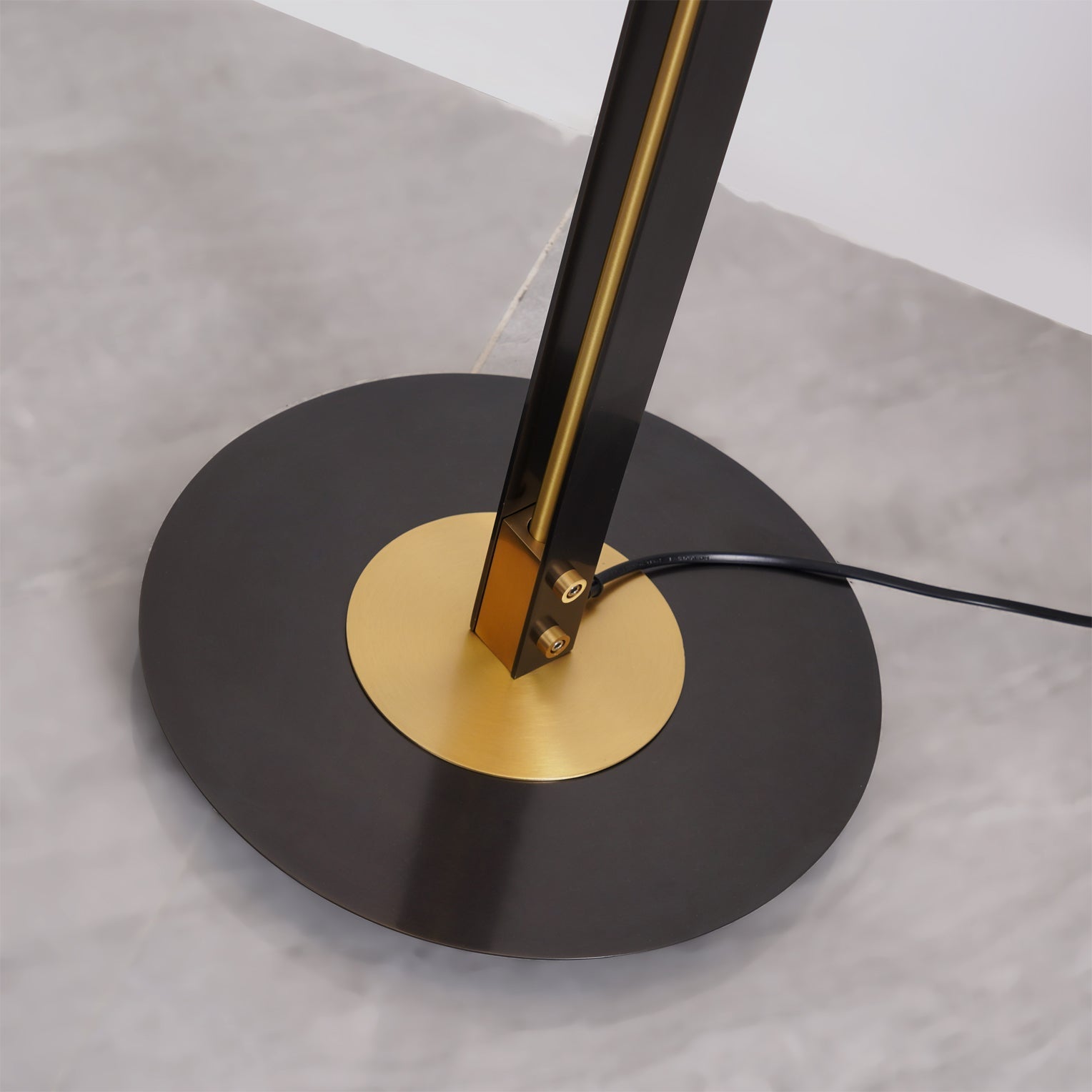 Planeta Floor Lamp - Blowlighting